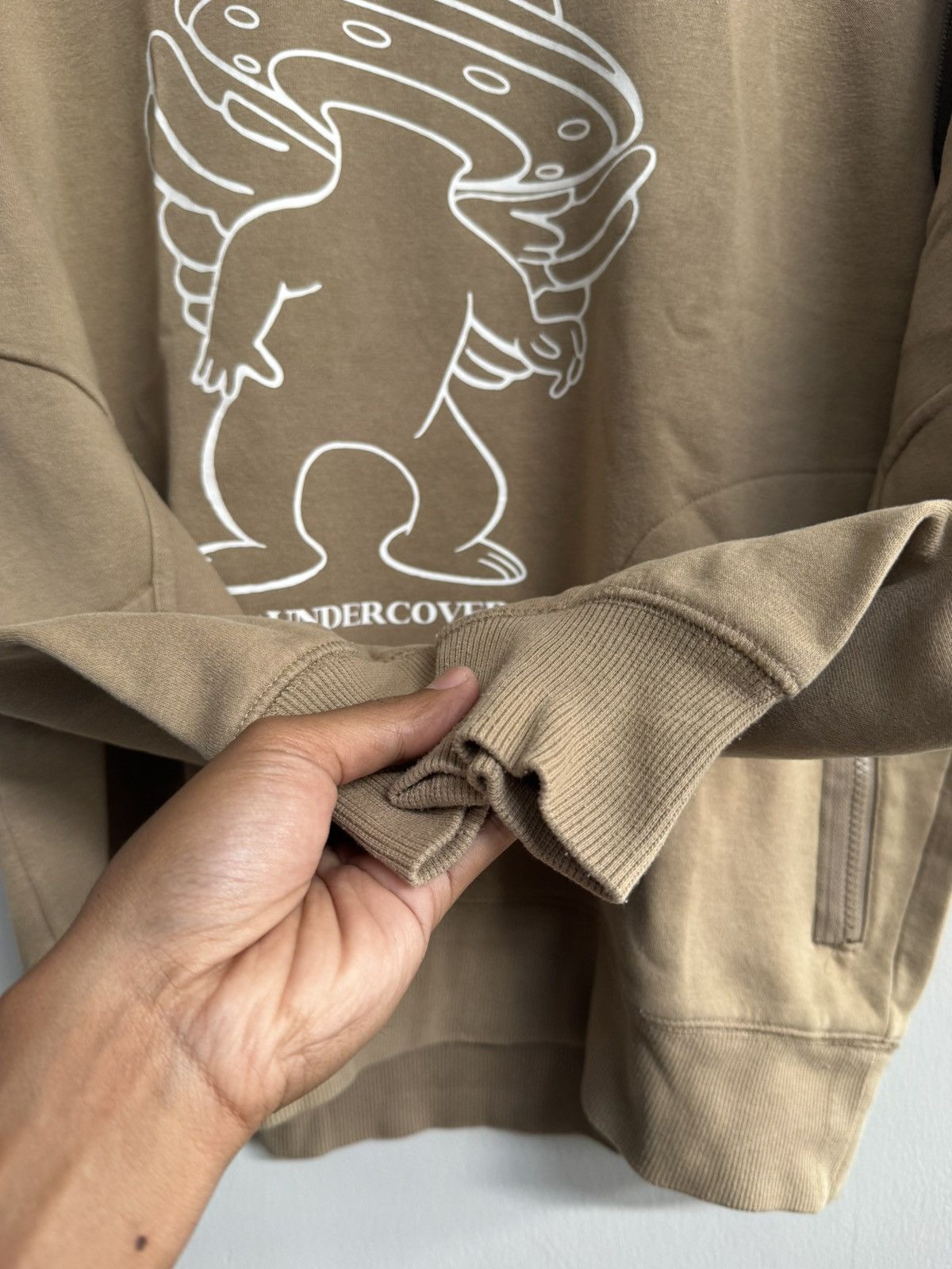 GU × Undercover GU X UNDERCOVER GRAPHIC HOODIE IN BROWN Size US M / EU 48-50 / 2 - 6 Thumbnail