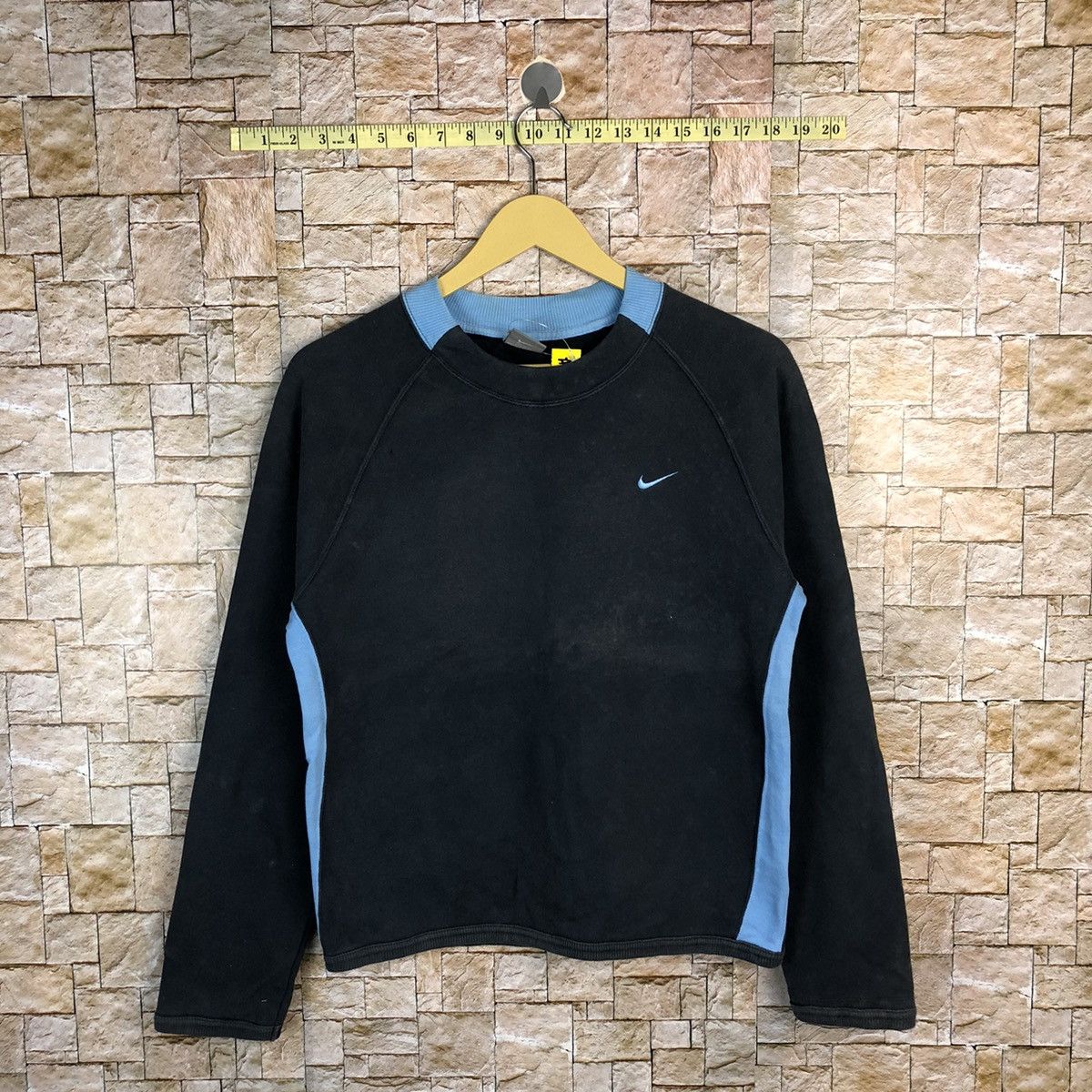 Nike Nike vintage Dark Blue Sweatshirt #A405 Size M / US 6-8 / IT 42-44 - 1 Thumbnail