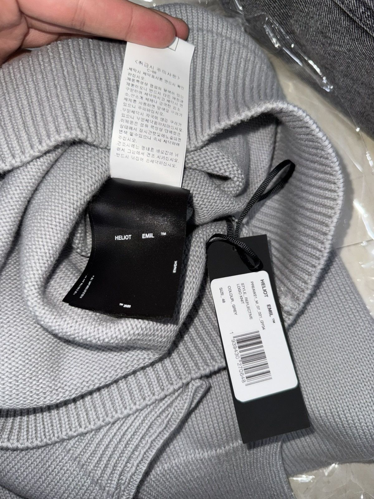 Heliot Emil [48] Heliot Emil Reflective Logo Crewneck Knit Size US L / EU 52-54 / 3 - 16 Thumbnail
