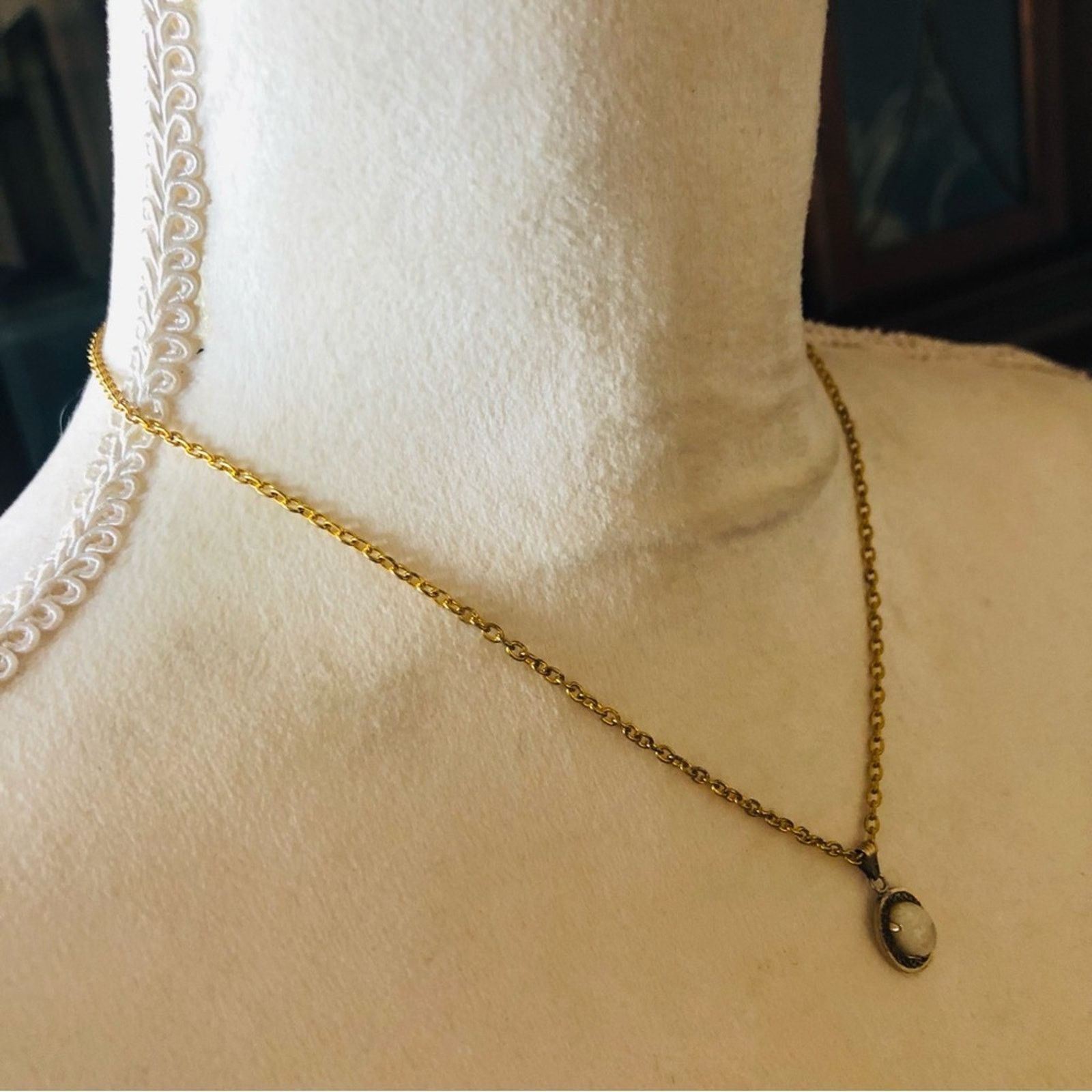 Vintage Vintage genuine opal 12kt gold filled pendant necklace Size ONE SIZE - 7 Thumbnail