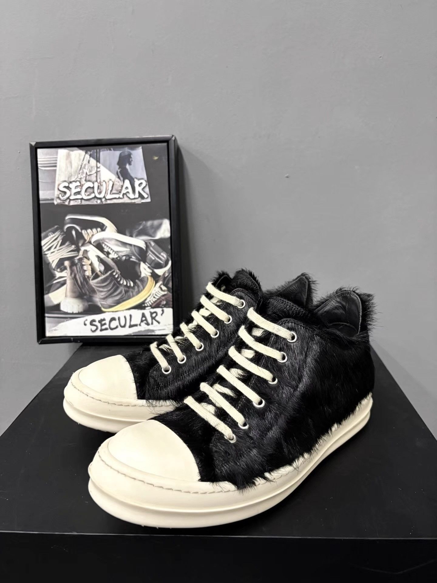 Rick Owens Rick Owens Mainline Horsehair Sneakers K34 Size US 7 / EU 40 - 1 Thumbnail