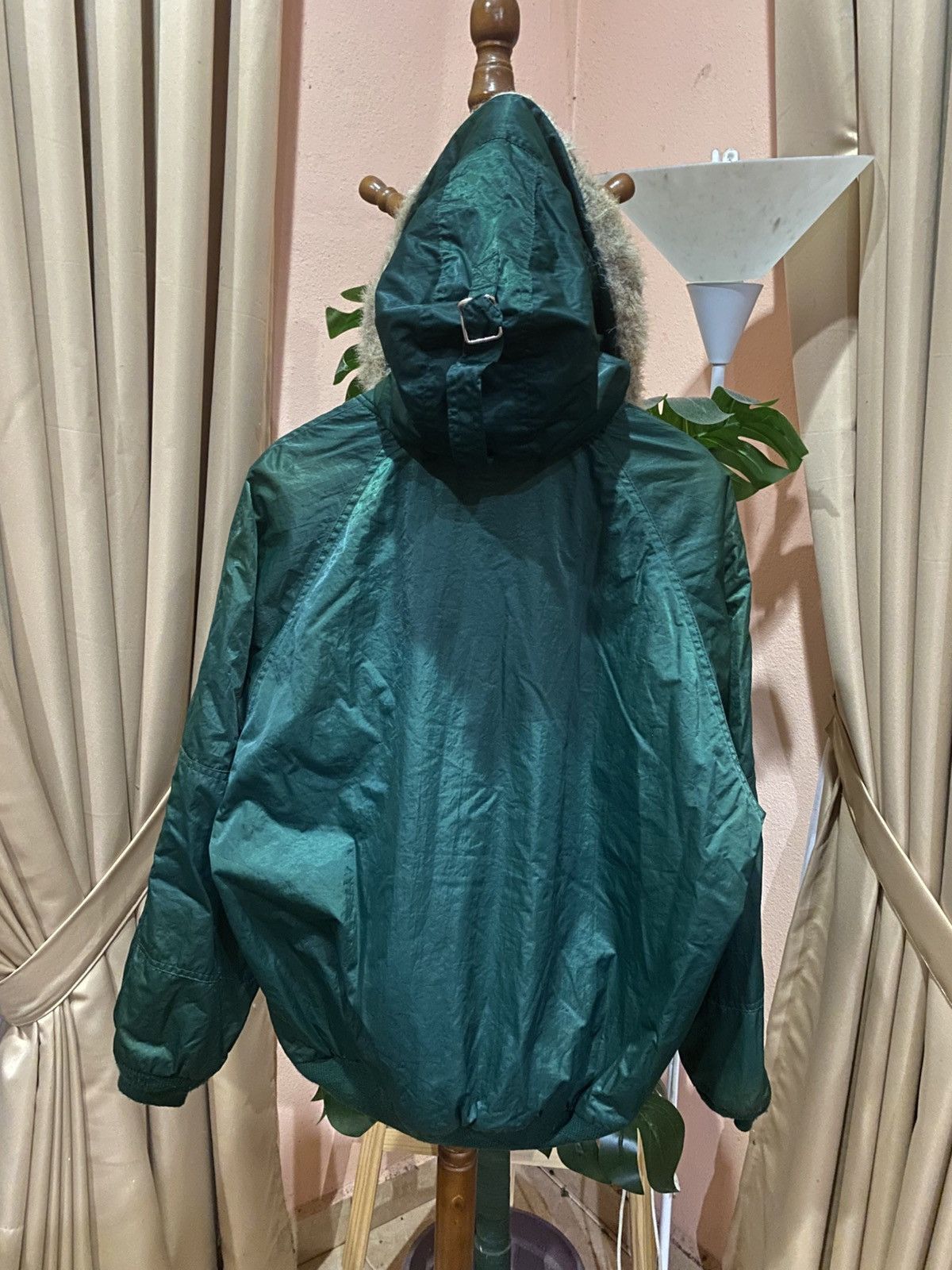 Chevignon Vintage Chevignon Paris Billiard Green Nylon Bomber Jacket Size US M / EU 48-50 / 2 - 10 Thumbnail