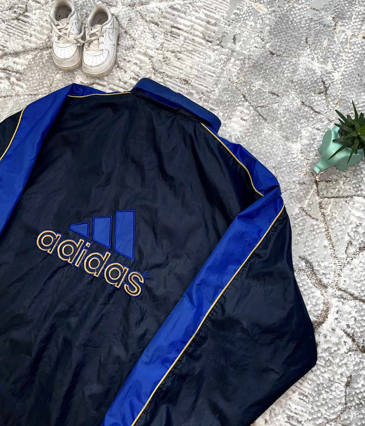Adidas × Vintage ADIDAS 90S VINTAGE NYLON TRACK JACKET OVERSIZE WINDBREAKER Size US M / EU 48-50 / 2 - 4 Thumbnail