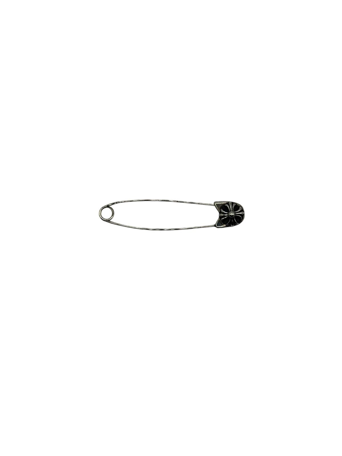 CHROME HEARTS LARGE SAFETY PIN