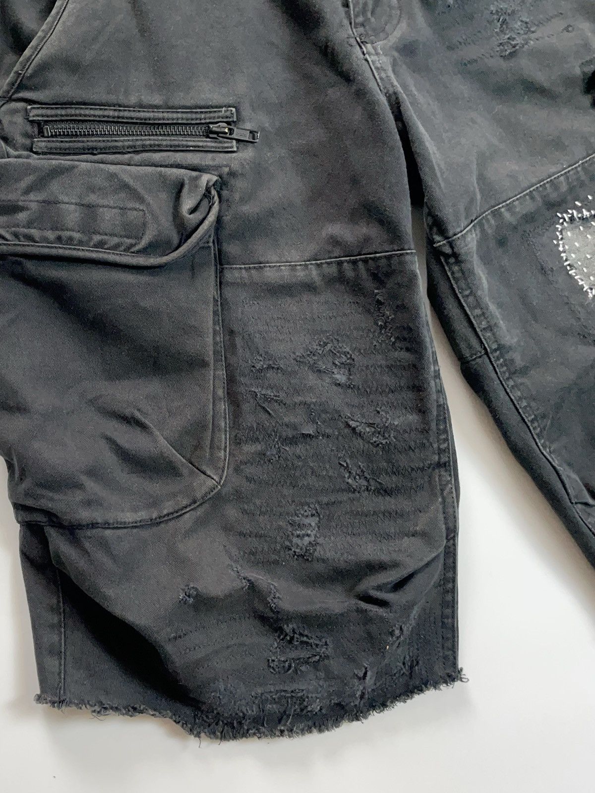 Armani Upcycled cargo shorts Armani Size US 30 / EU 46 - 4 Thumbnail