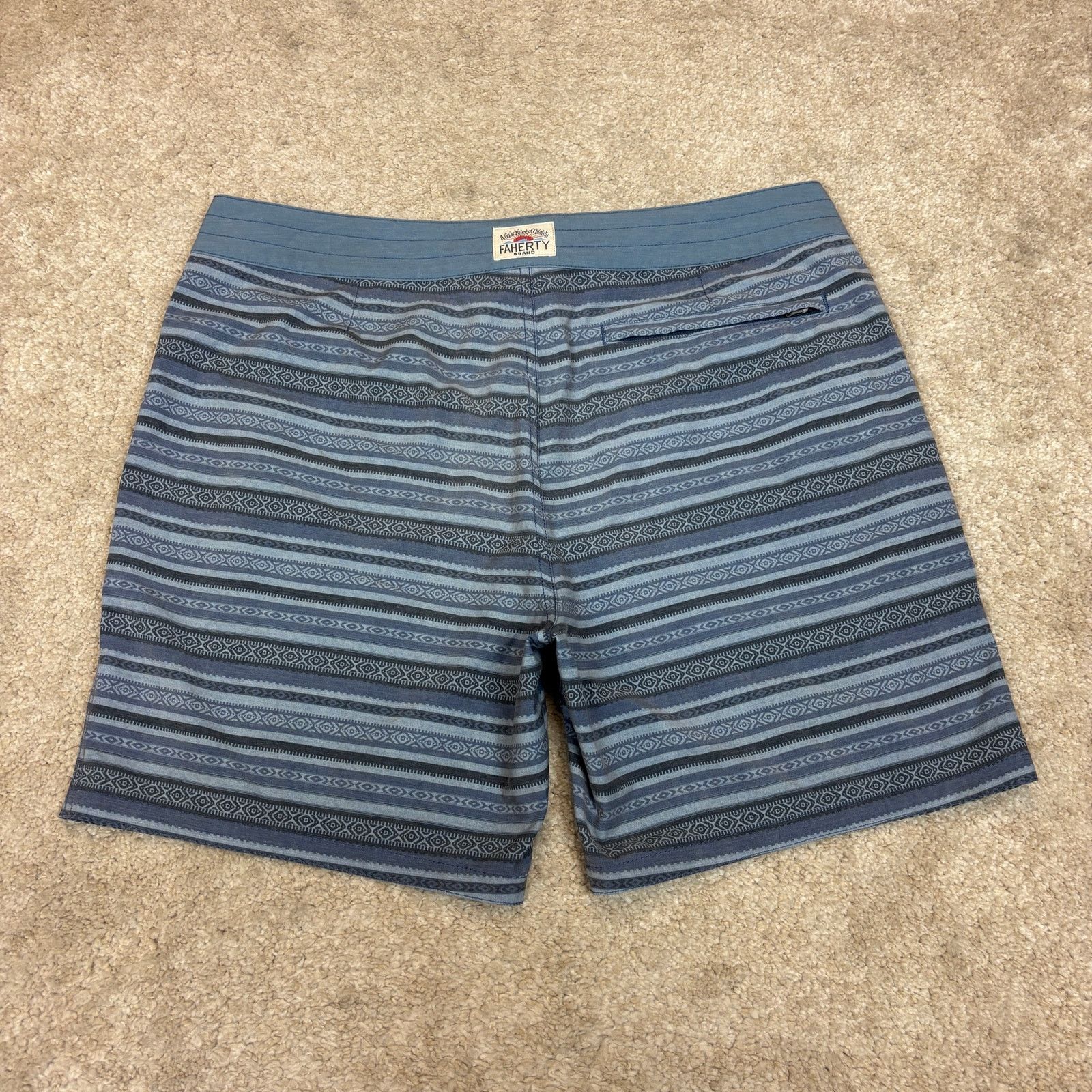 Faherty Faherty Classic 7" Board Short Blue Falls Ikat Men's 35 Surf Size US 35 - 2 Thumbnail