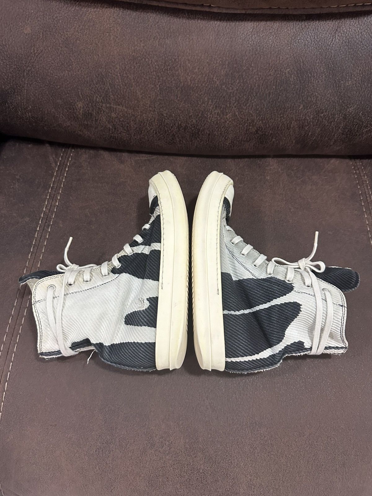 Rick Owens Drkshdw Rick Owens DRKSHDW FW16 Mastodon Bleach Vomit Ramone Size 39 Size US 6 / EU 39 - 4 Thumbnail