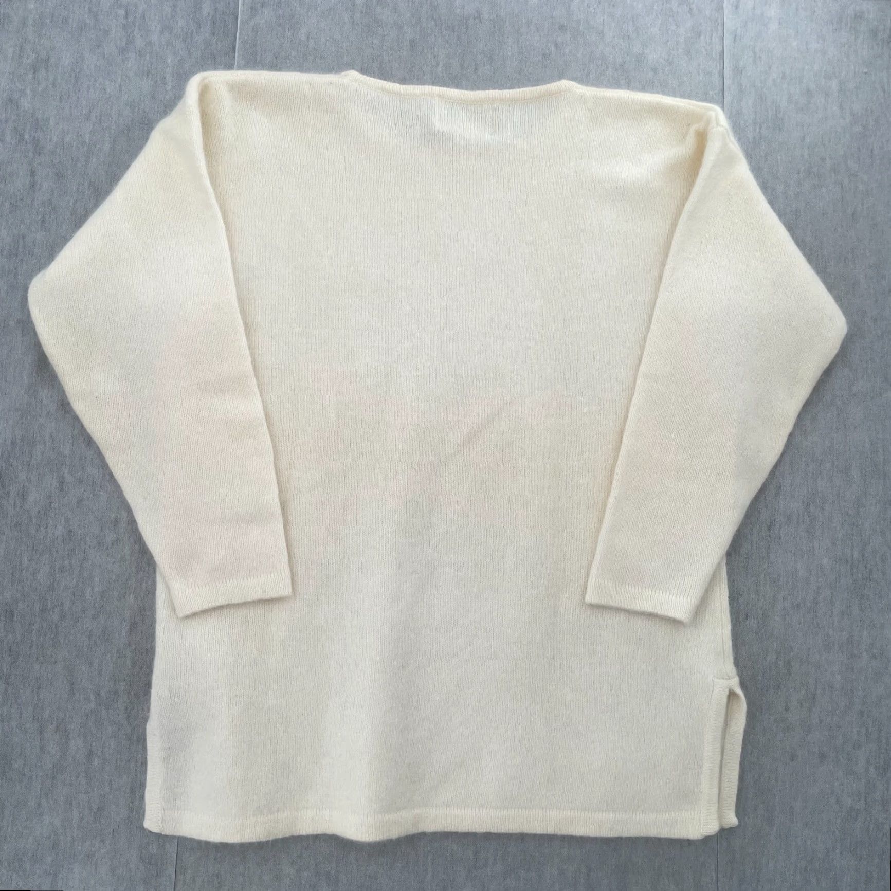 Express Express Tricot Sweater Womens M Cream Pullover Oversized Angora Wool Top Vintage Knit 90s Baggy Size M / US 6-8 / IT 42-44 - 2 Thumbnail