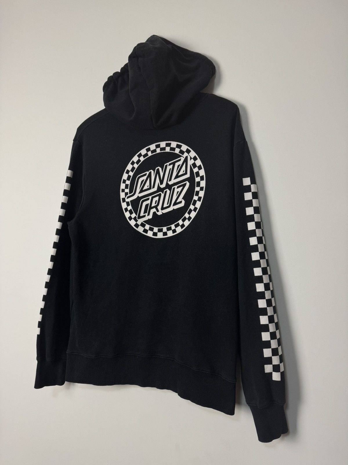Santa Cruz Skateboards Vintage Santa Cruz Logo Hoodie Streetwear Y2K Skater Style Size US M / EU 48-50 / 2 - 3 Thumbnail