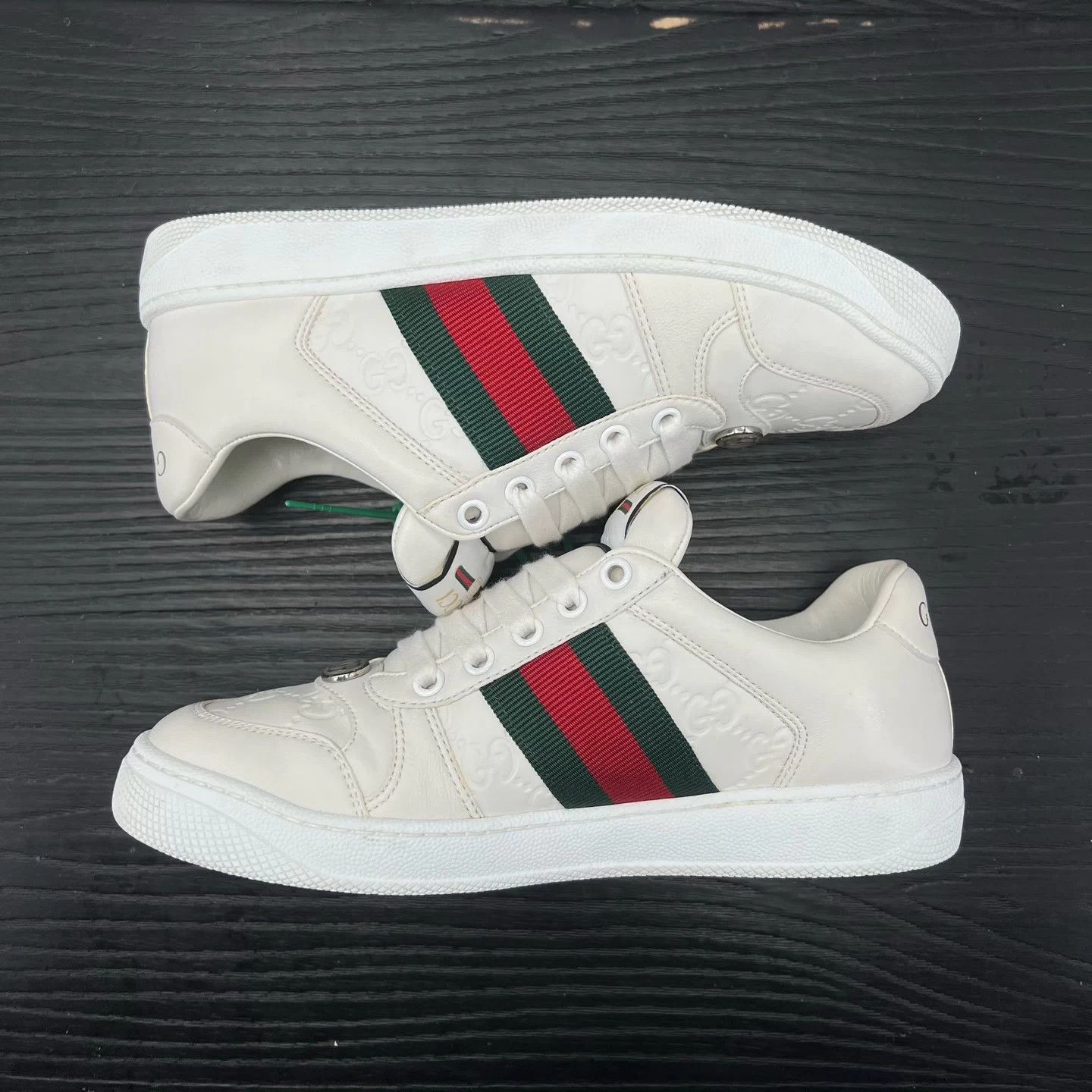 Gucci Gucci Embossed White Red 36 Mint Box Size US 6 / IT 36 - 2 Thumbnail