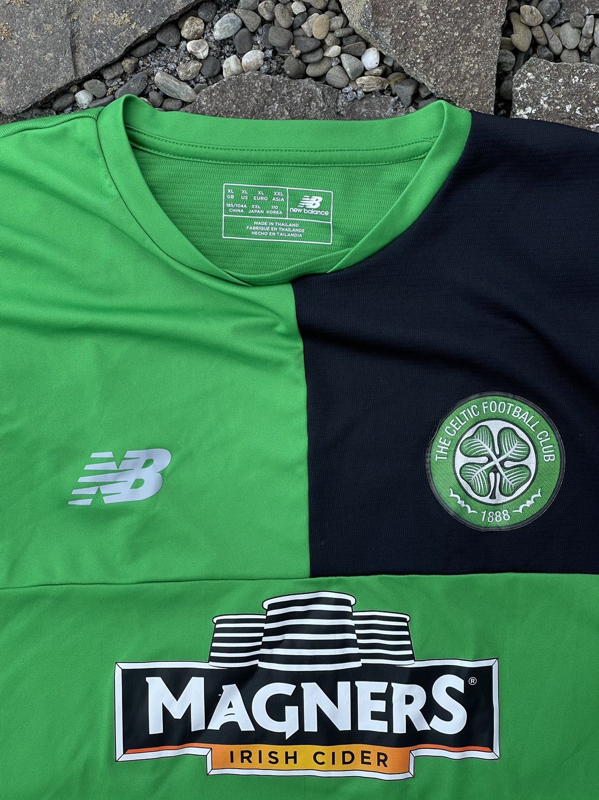 New Balance New Balance Celtic soccer jersey sleeveless training Size US XL / EU 56 / 4 - 4 Thumbnail