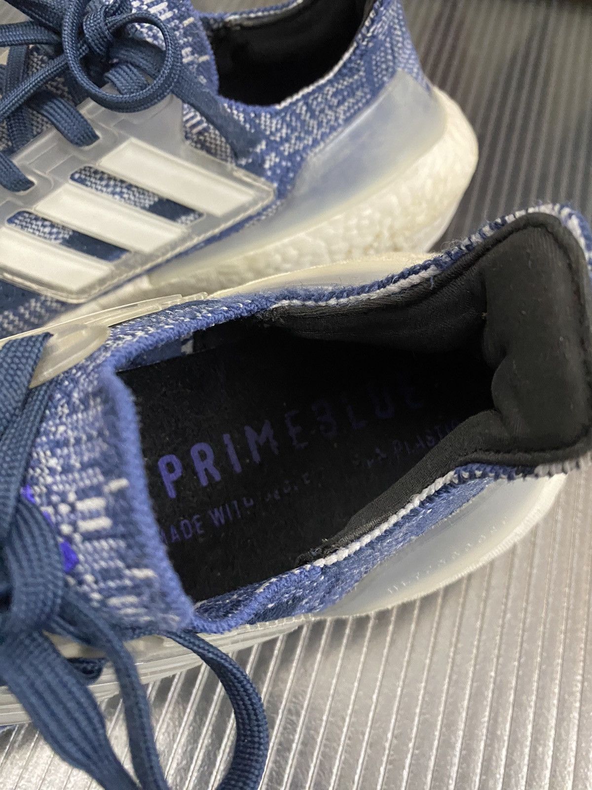Adidas VGC Adidas ultraboost 21 primeblue j “crew blue” sneakers 6 Size US 6 / IT 36 - 10 Thumbnail