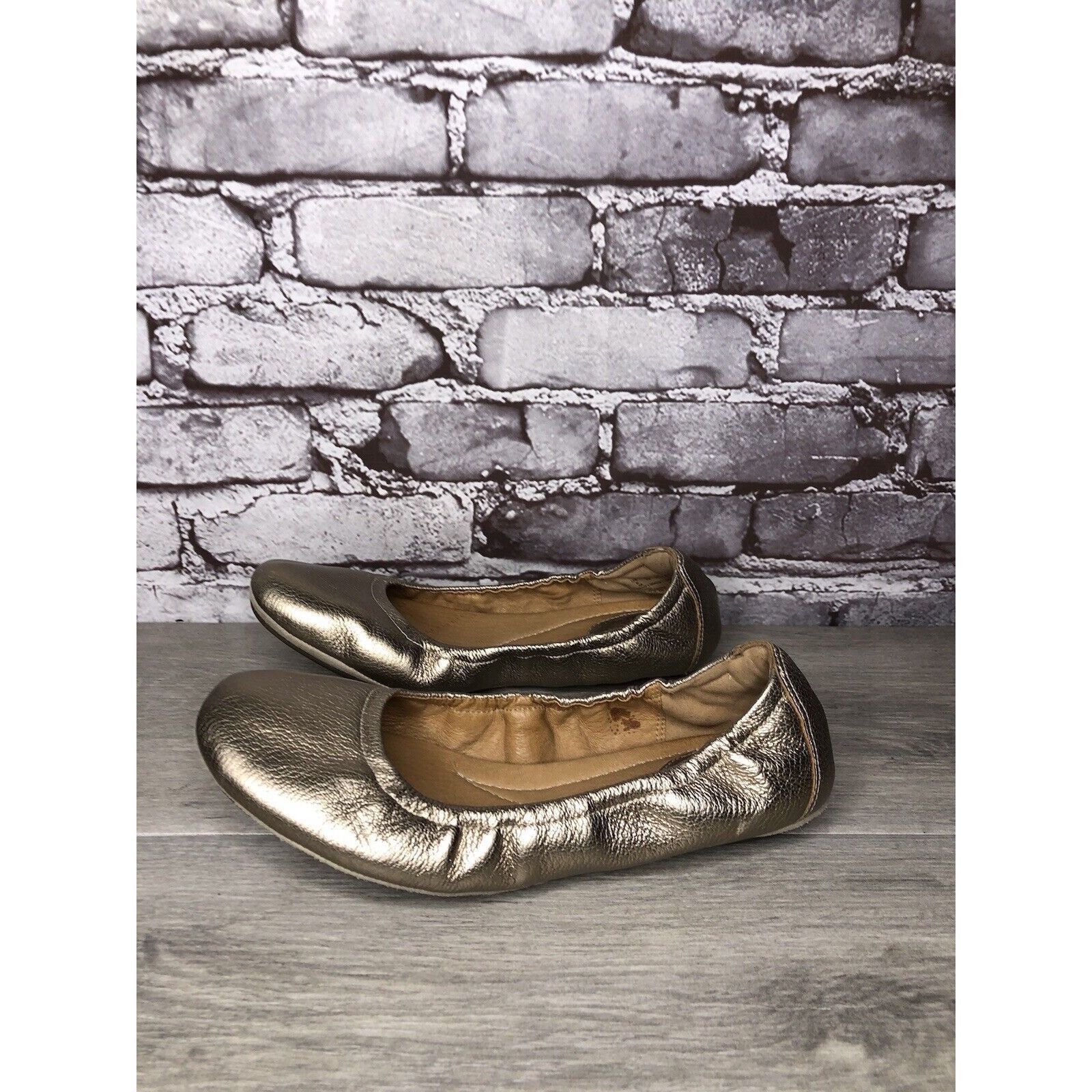 Clarks Clarks Artisan Bronze Gold Leather Casual Ballet Flats Shoes Grailed