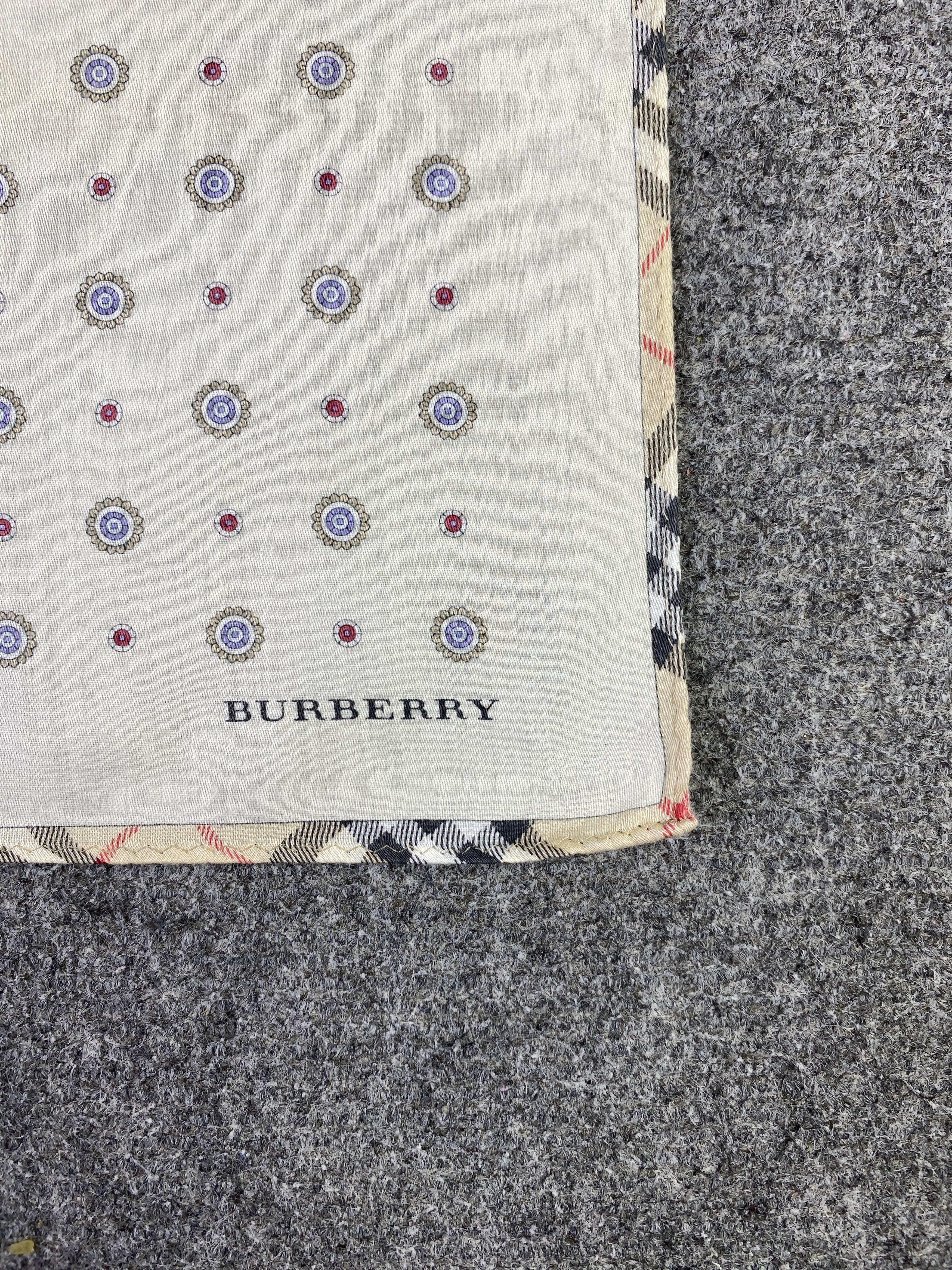 Burberry Vintage Burberry Handkerchief / Neckerchief KT0146 Size ONE SIZE - 5 Thumbnail