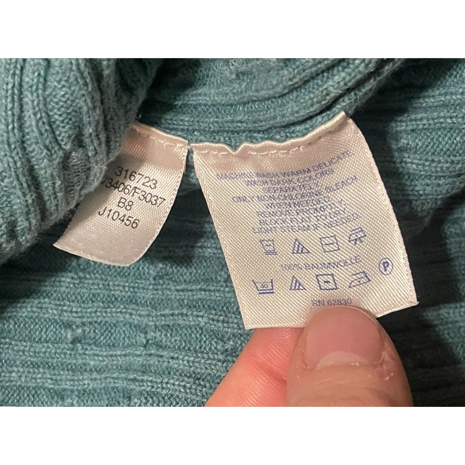 Lands' End Lands' End Sweater Women's Size Small Blue/Green Pullover V-neck Knit Regular Casual Vintage Not N/A Size S / US 4 / IT 40 - 7 Thumbnail