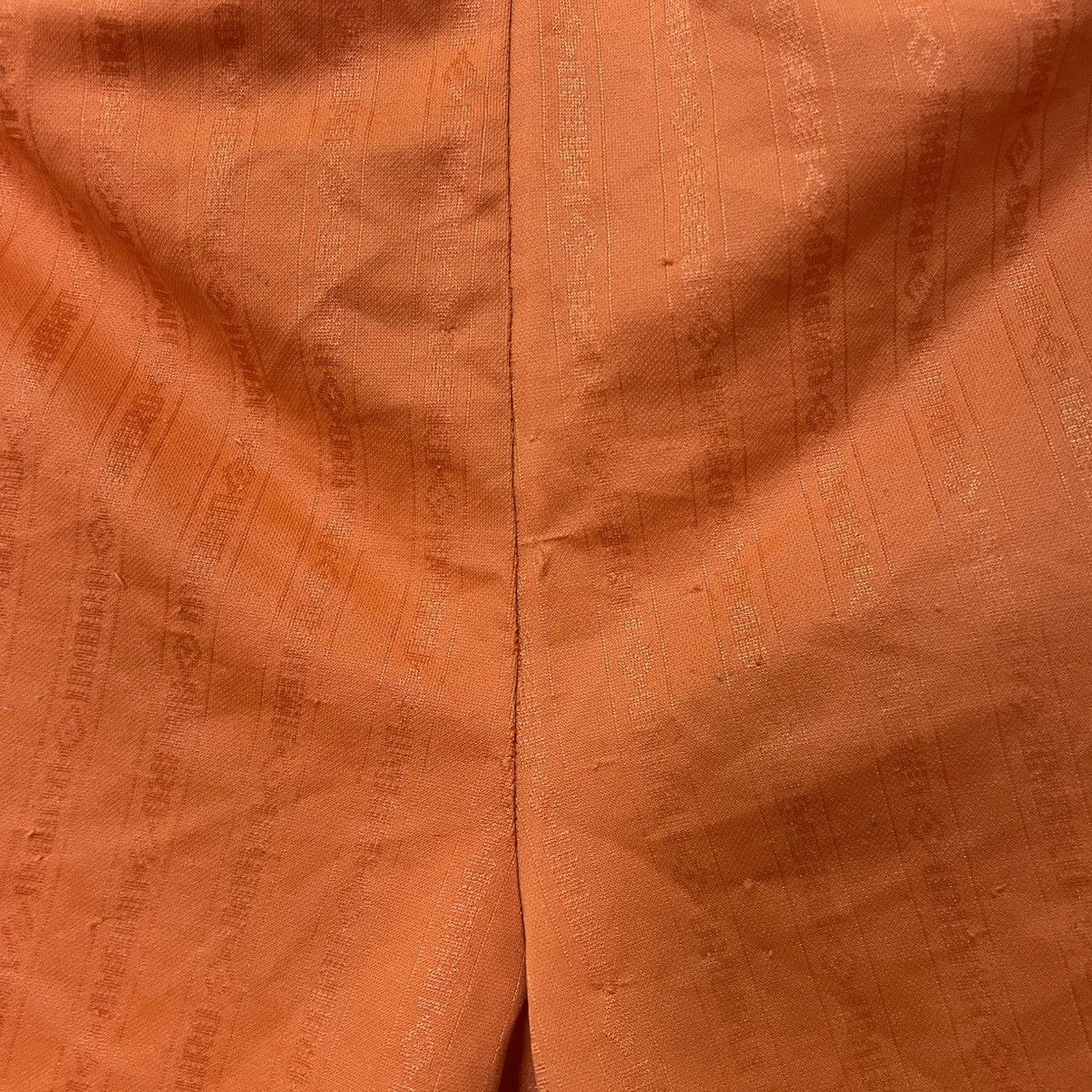 Umbro × Vintage 90s UMBRO SHORTS orange sportswear training olympic Size US 32 / EU 48 - 8 Thumbnail
