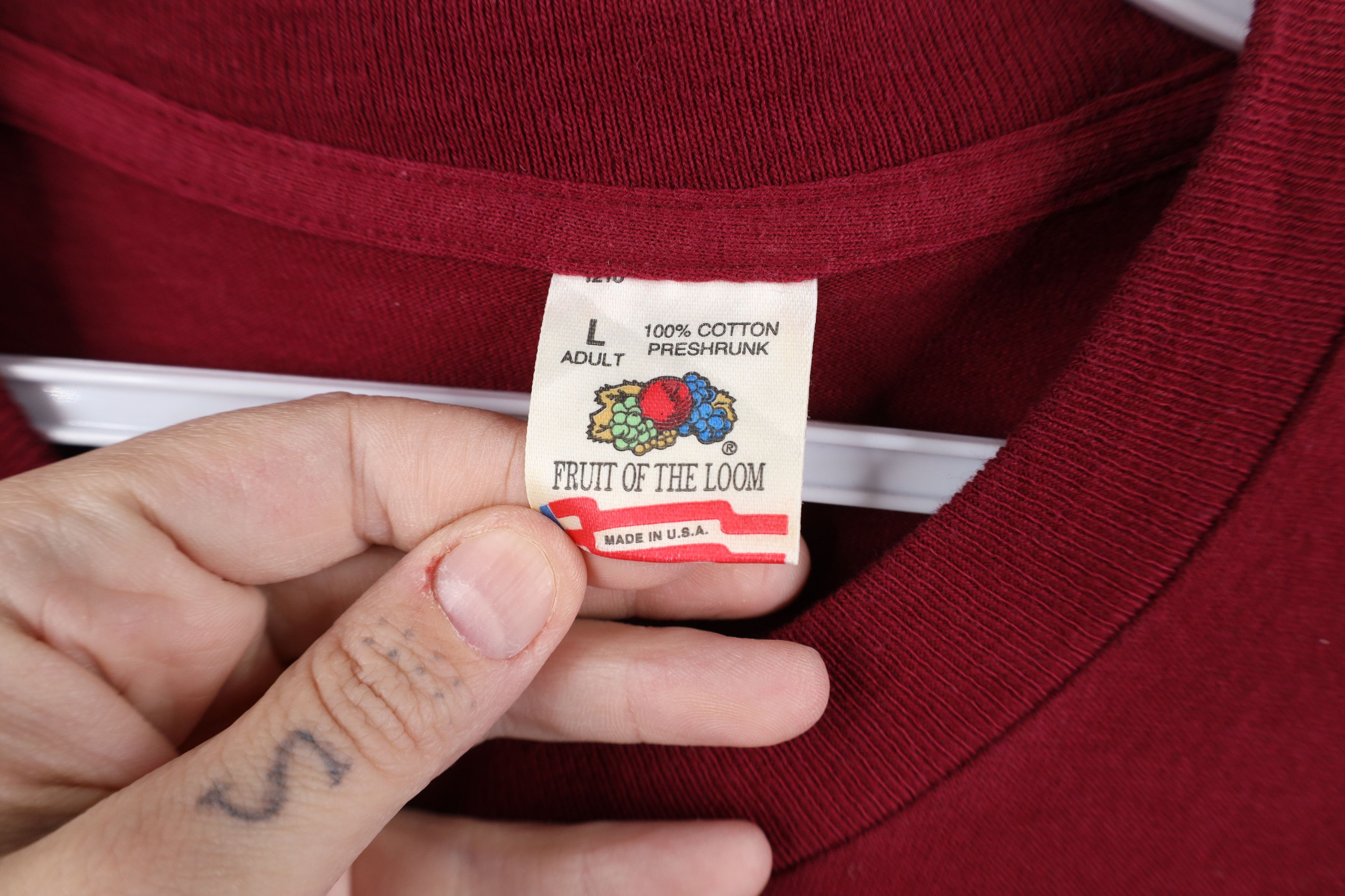 Vintage Vintage 90s Quaker Oatmeal Oats T-Shirt Burgundy Cotton USA Size US L / EU 52-54 / 3 - 6 Thumbnail