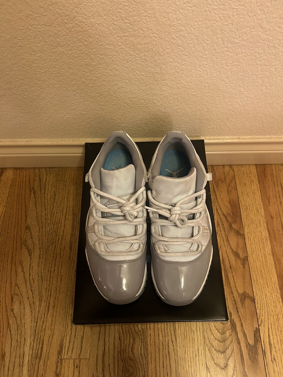Jordan Brand × Nike Jordan 11 low ‘Cement Grey’ Size US 10.5 / EU 43-44 - 3 Thumbnail