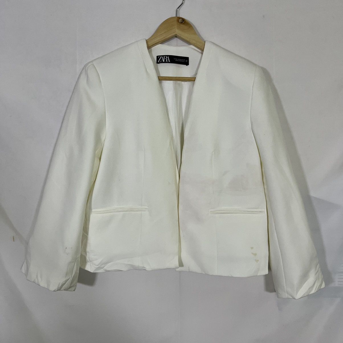 Zara ZARA CREAM/IVORY CROPPED BLAZER Size M / US 6-8 / IT 42-44 - 1 Thumbnail