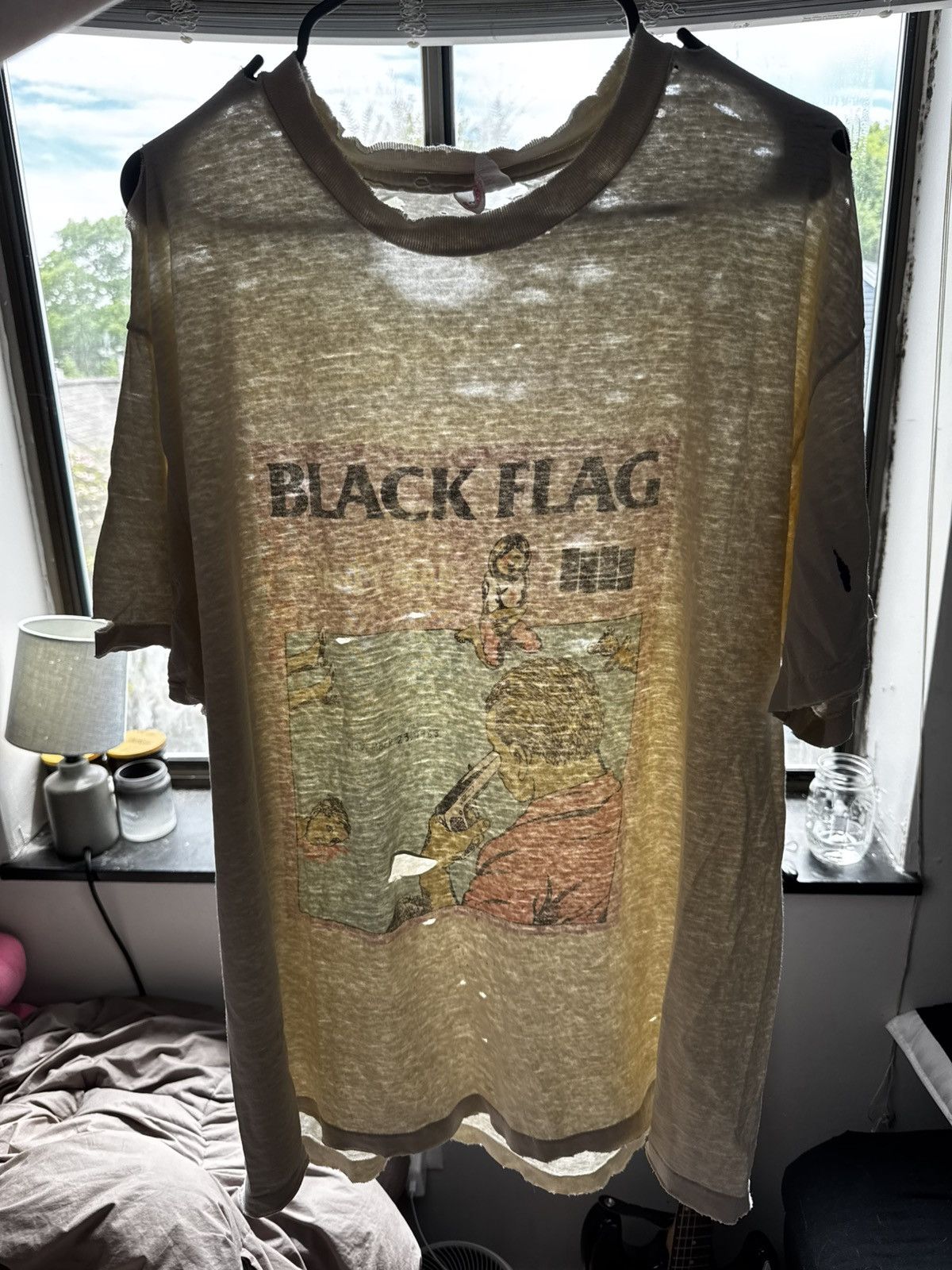 Vintage Black Flag Family Man Shirt | Grailed