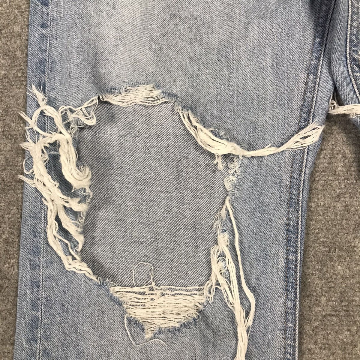 Japanese Brand JAPAN DESIGN UNIQLO DISTRESSED DENIM PANTS Size US 29 - 7 Thumbnail