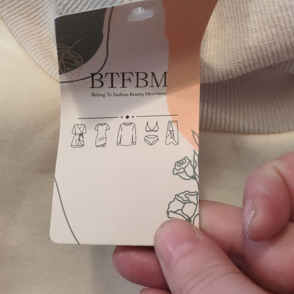 Other Btfbm cream asymmetrical turtleneck sweater size small Size S / US 4 / IT 40 - 3 Thumbnail
