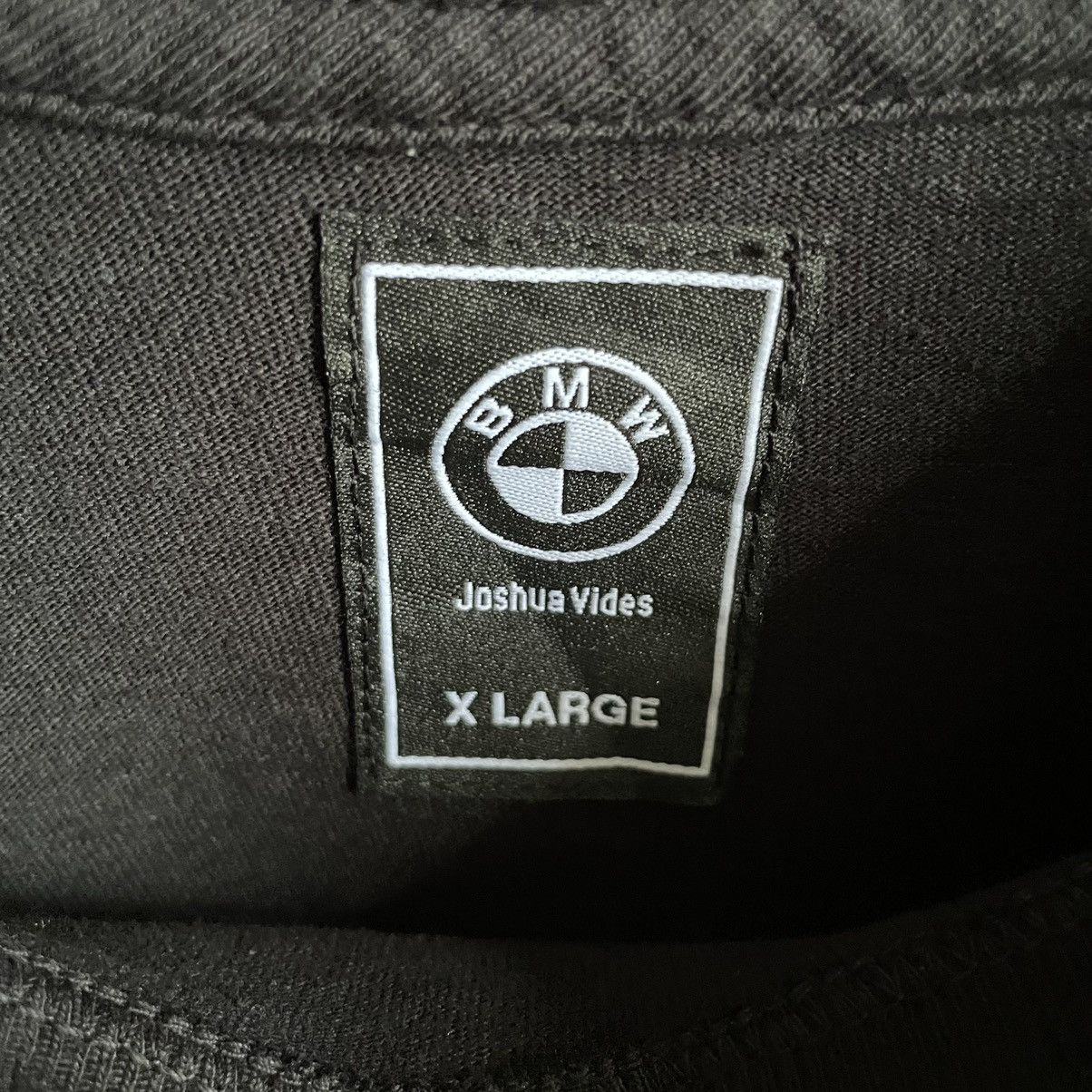 BMW × Joshua Vides BMW x Joshua Vides Tshirt Size US XL / EU 56 / 4 - 4 Thumbnail