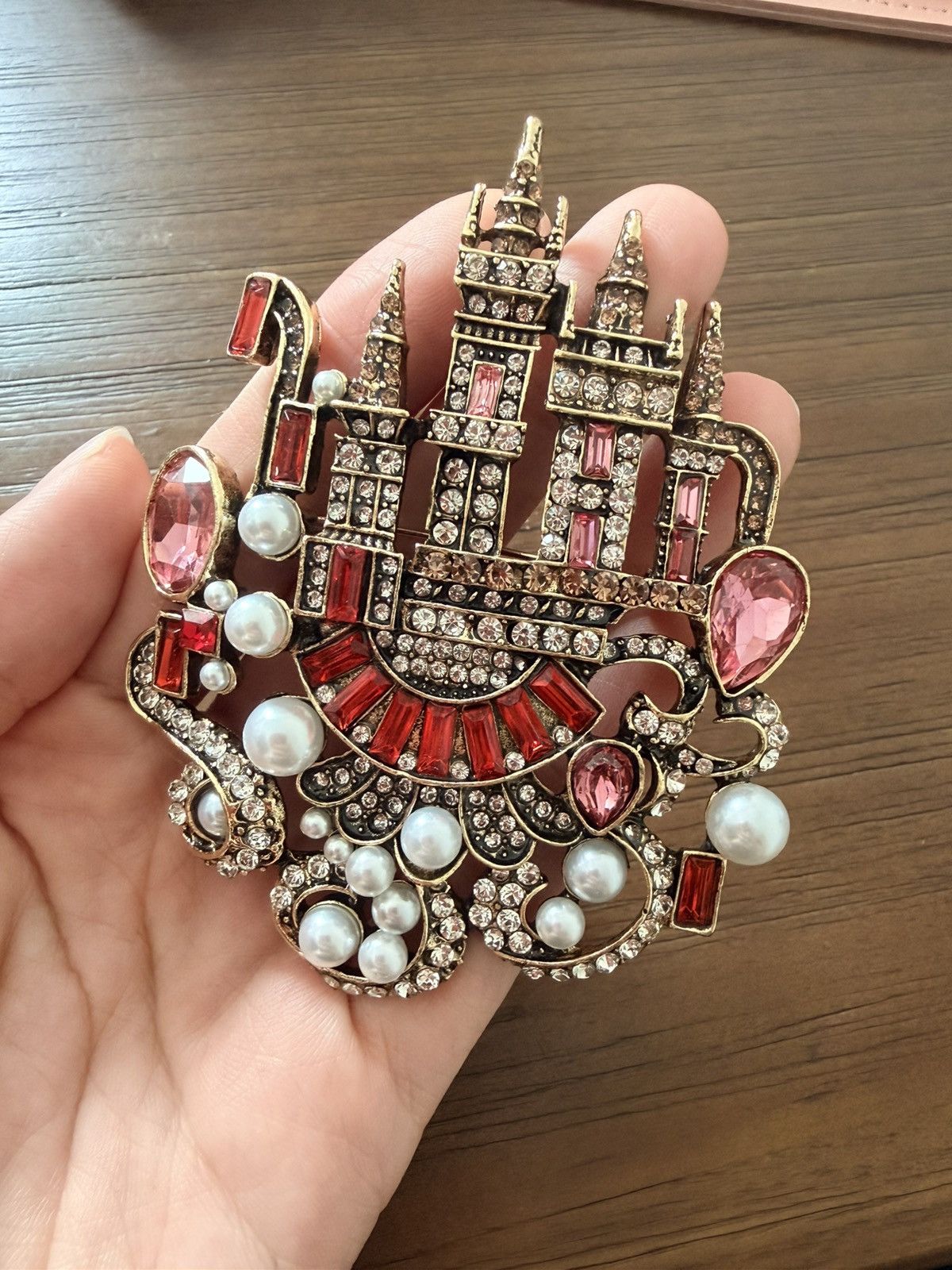 Other Castle Brooch Size ONE SIZE - 3 Thumbnail