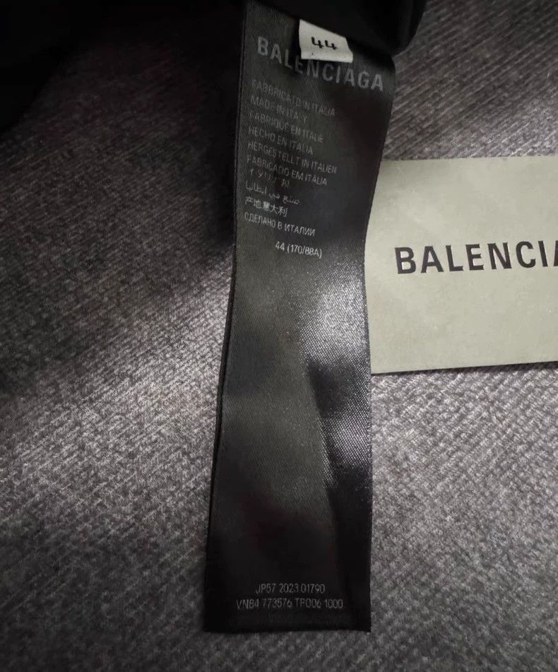 Balenciaga Balenciaga Metallic Graffiti Puffer Insulated Jacket Size US S / EU 44-46 / 1 - 4 Thumbnail