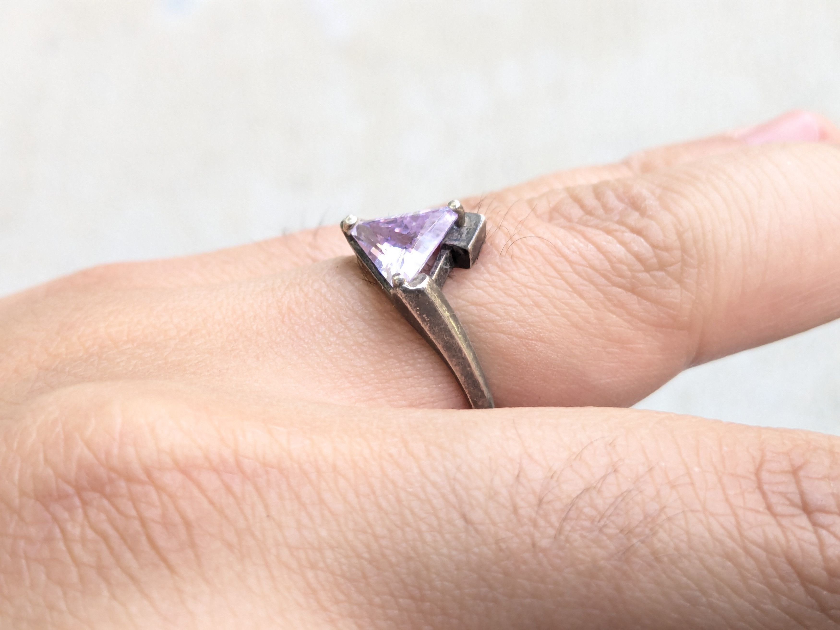 Jewelry × Sterling Silver × Vintage Sterling Silver Ring Lavender Purple CZ Triangle Faceted 8 Size ONE SIZE - 11 Thumbnail