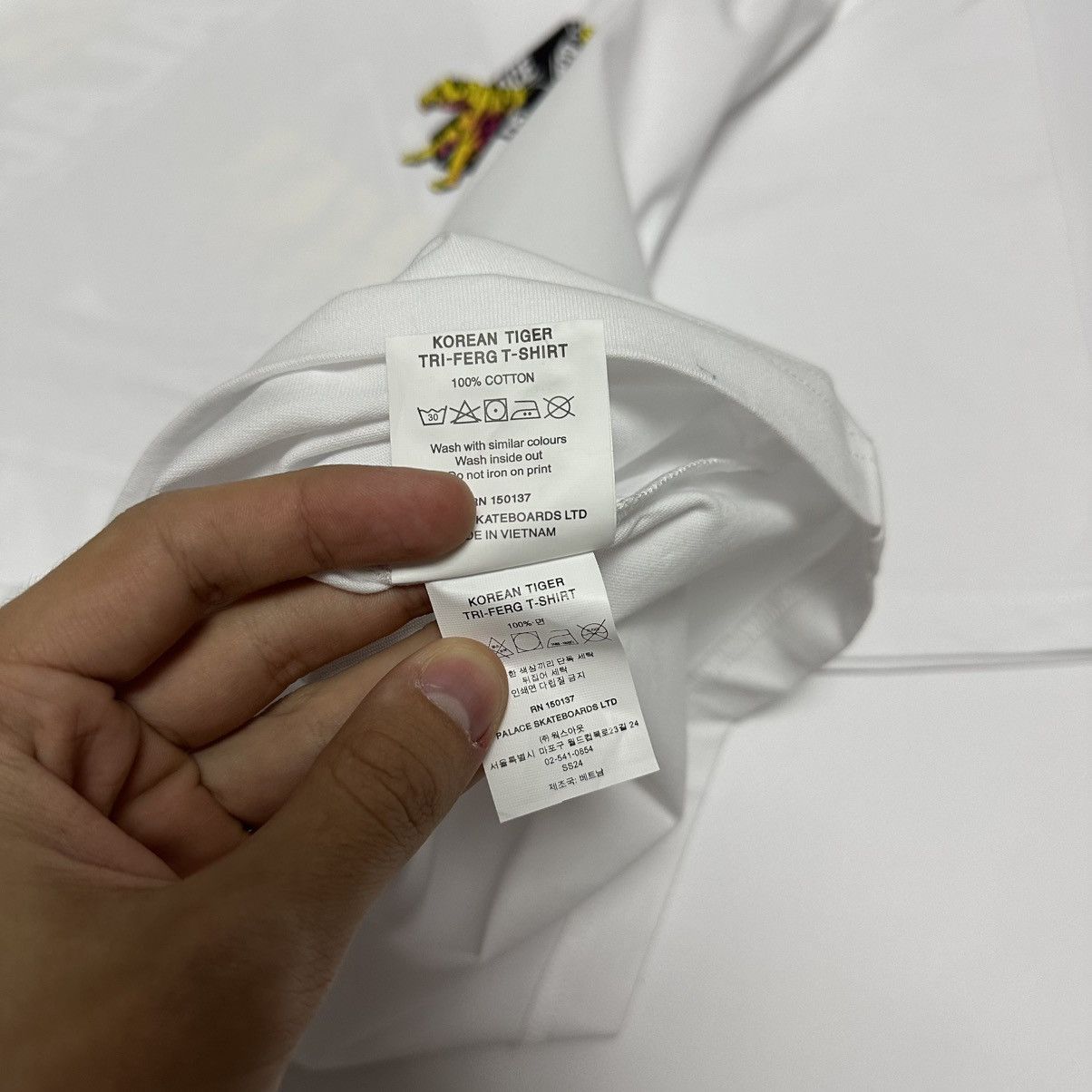 Palace Palace Korea Tri-Ferg T-Shirt - 24SS Size US L / EU 52-54 / 3 - 8 Thumbnail