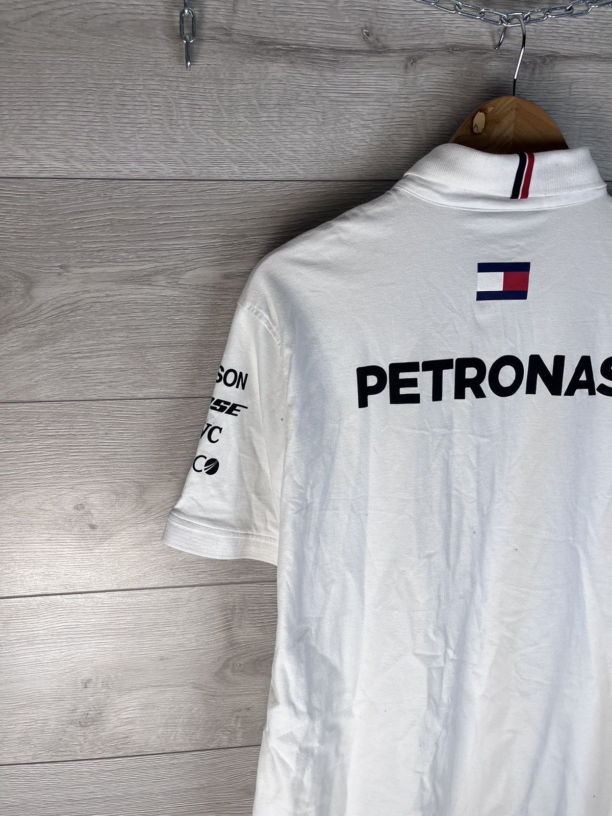 Mercedes-Benz Men's polo Petronas amg motorsport size Xxl London Size US XXL / EU 58 / 5 - 10 Thumbnail