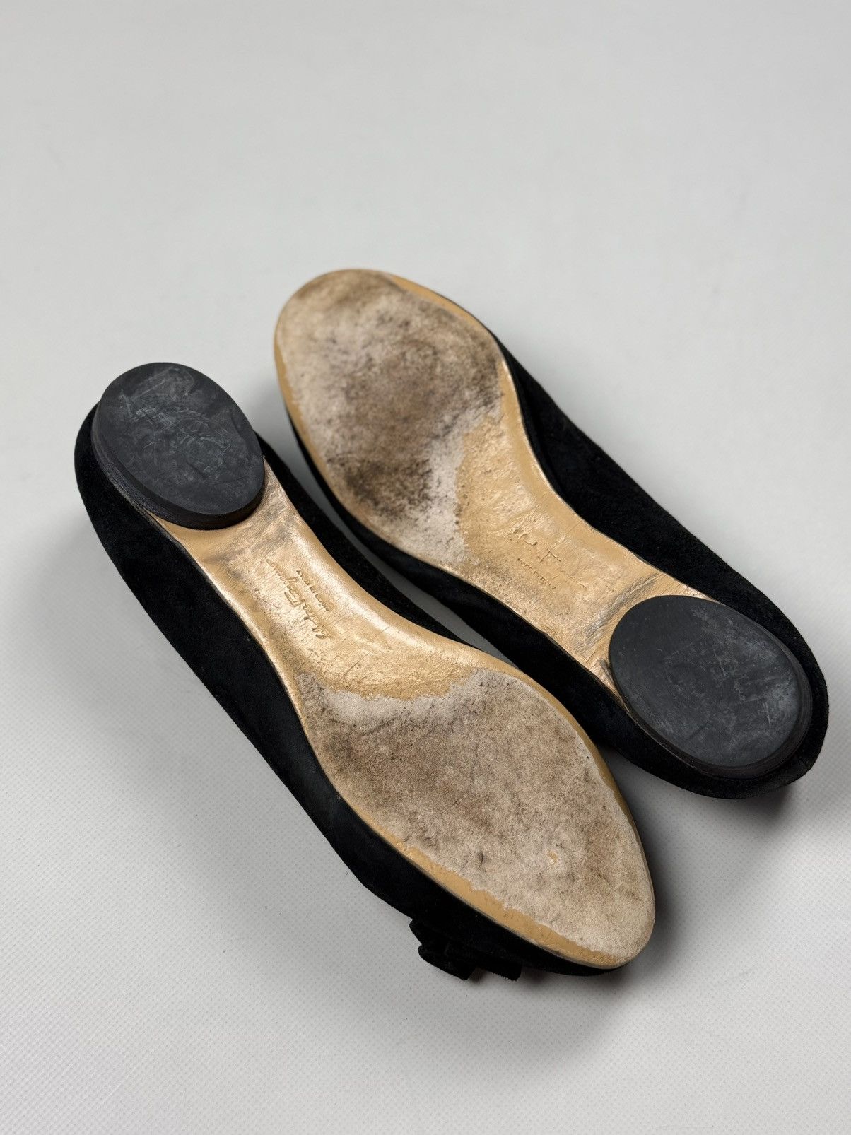 Salvatore Ferragamo Salvatore Ferragamo Ladies Suede Flats Ballets Shoes Size US 8.5 / IT 38.5 - 17 Thumbnail