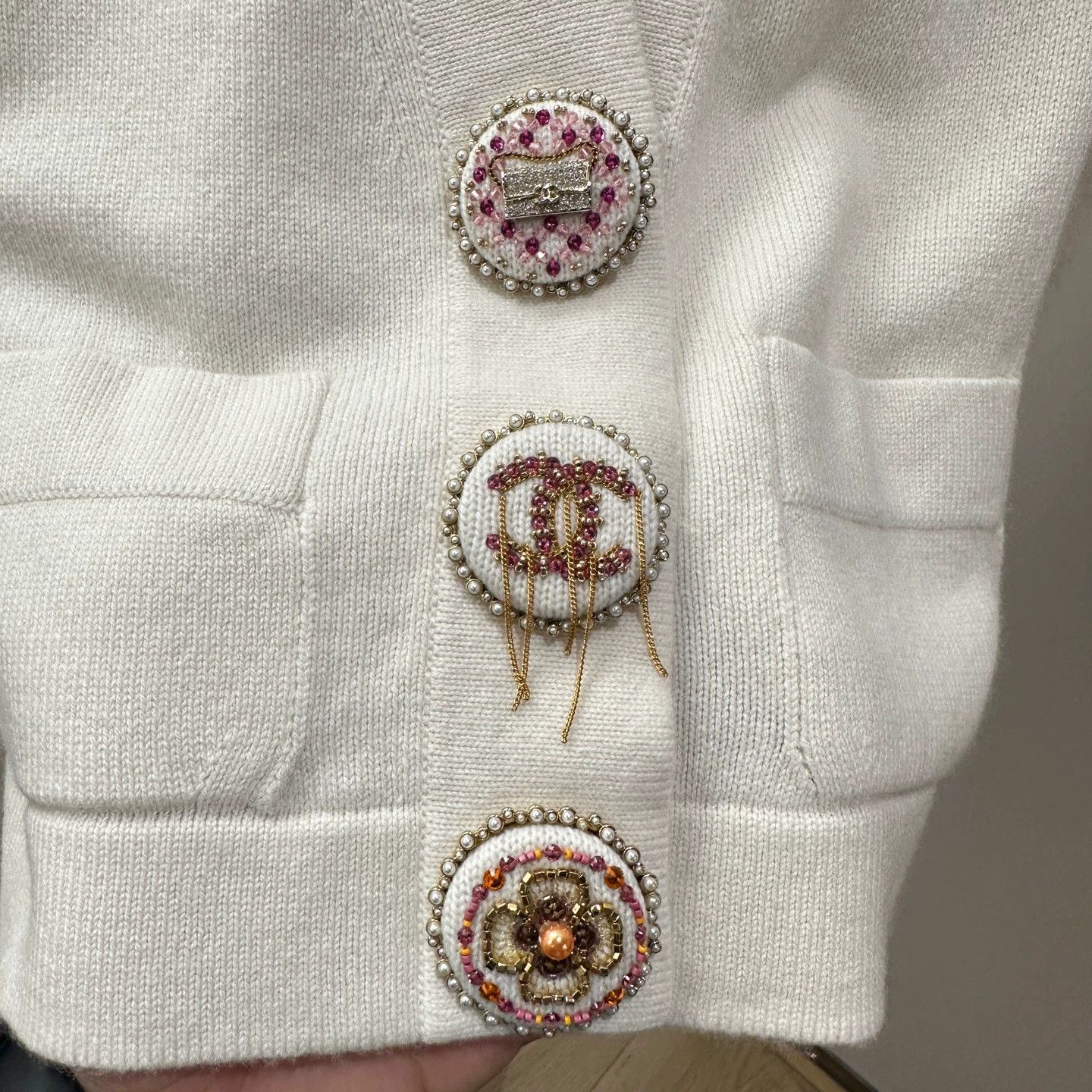 Chanel Chanel Haute Metiers d'Art Cashmere Cardigan 36 Size XS / US 0-2 / IT 36-38 - 6 Thumbnail