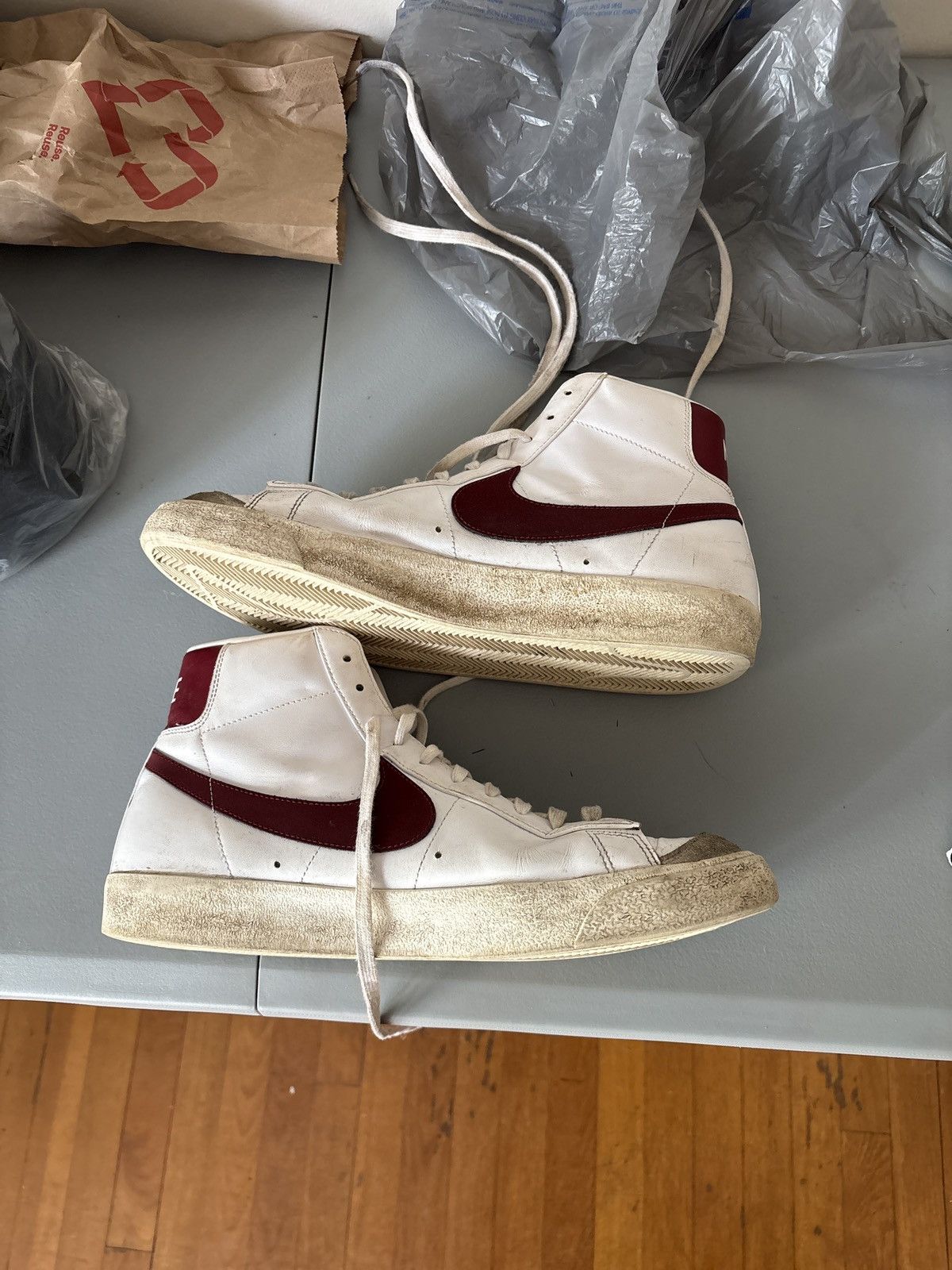 Nike Nike men’s blazer mid ‘77 White Team Red Size US 14 / EU 47 - 1 Thumbnail
