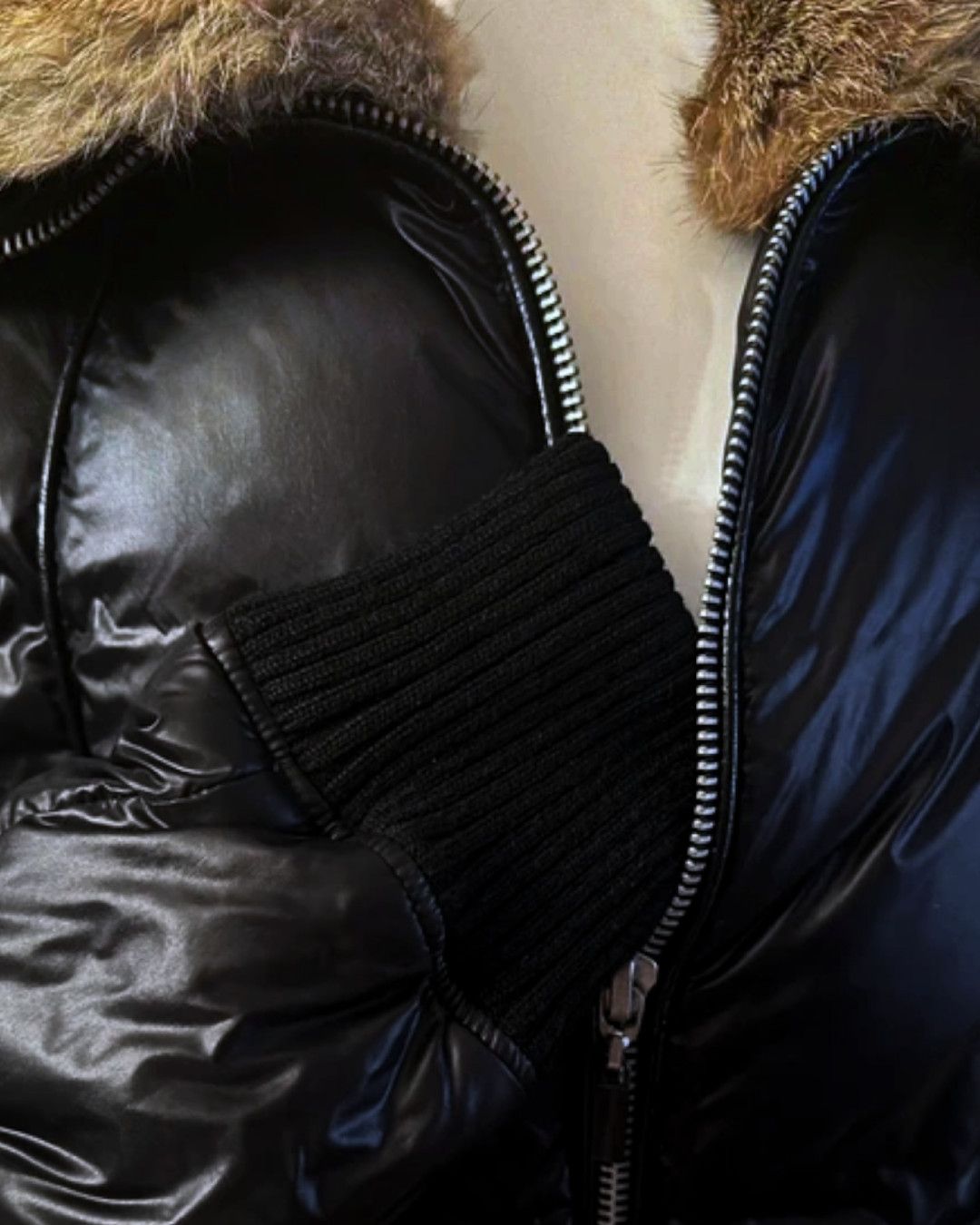 Roberto Cavalli Roberto Cavalli Puffer Jacket w/ Fur Collar c. Mid-2000s Size US XL / EU 56 / 4 - 3 Thumbnail