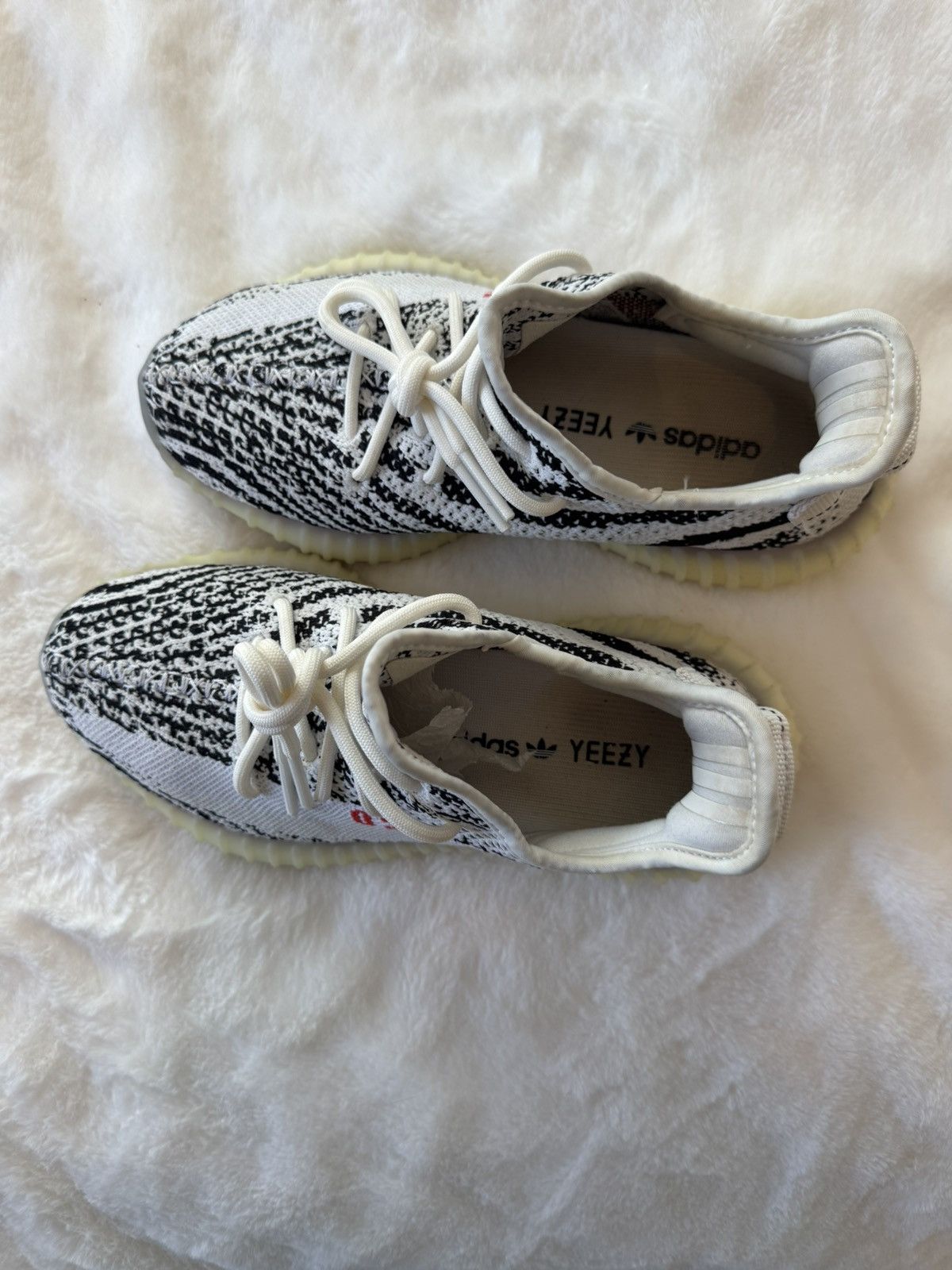 Adidas × Yeezy Yeezy v2 zebras Size US 5 / EU 37 - 5 Thumbnail