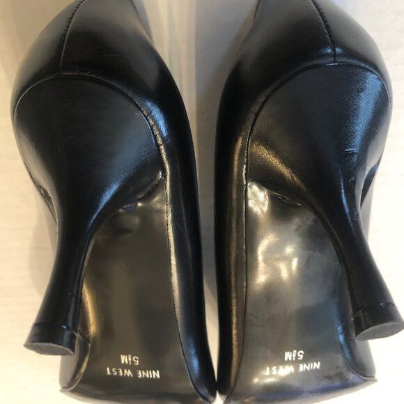 Nine West Nine west women's black leather pump shoes size: 5 1/2M Size US 5.5 / IT 35.5 - 6 Thumbnail
