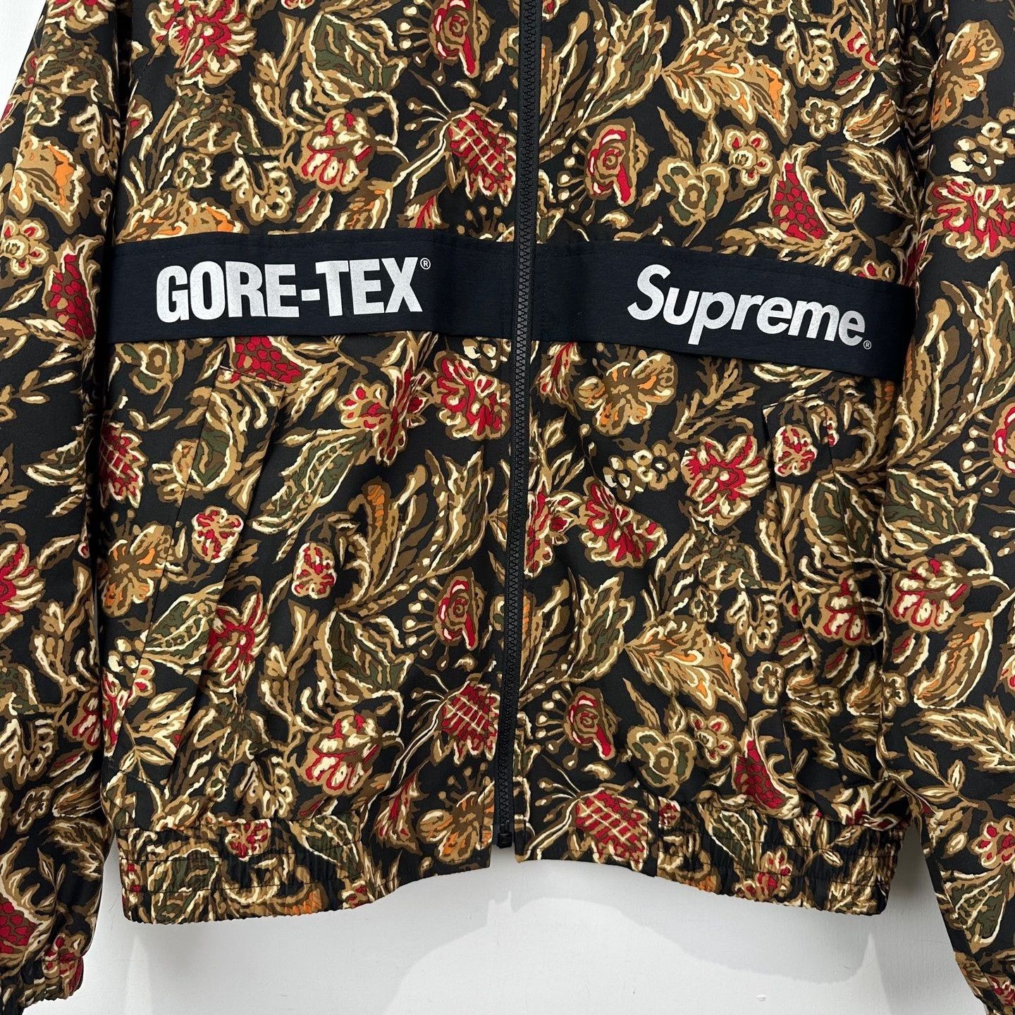 Supreme Supreme Gore-Tex Floral Jacket S Size US S / EU 44-46 / 1 - 4 Thumbnail