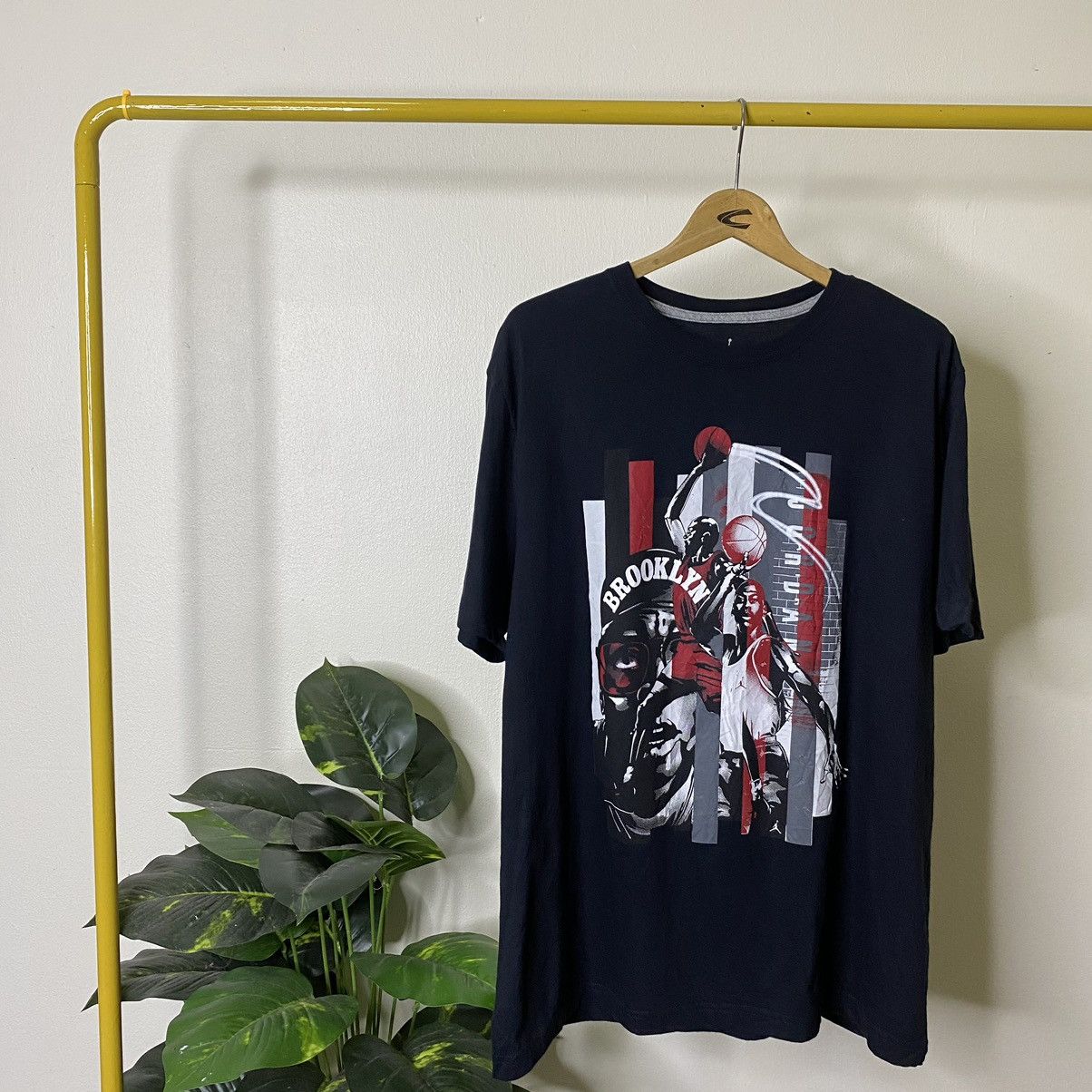 Jordan Brand × Nike Y2K Nike x Michael Jordan NBA Tee Size US XL / EU 56 / 4 - 1 Thumbnail
