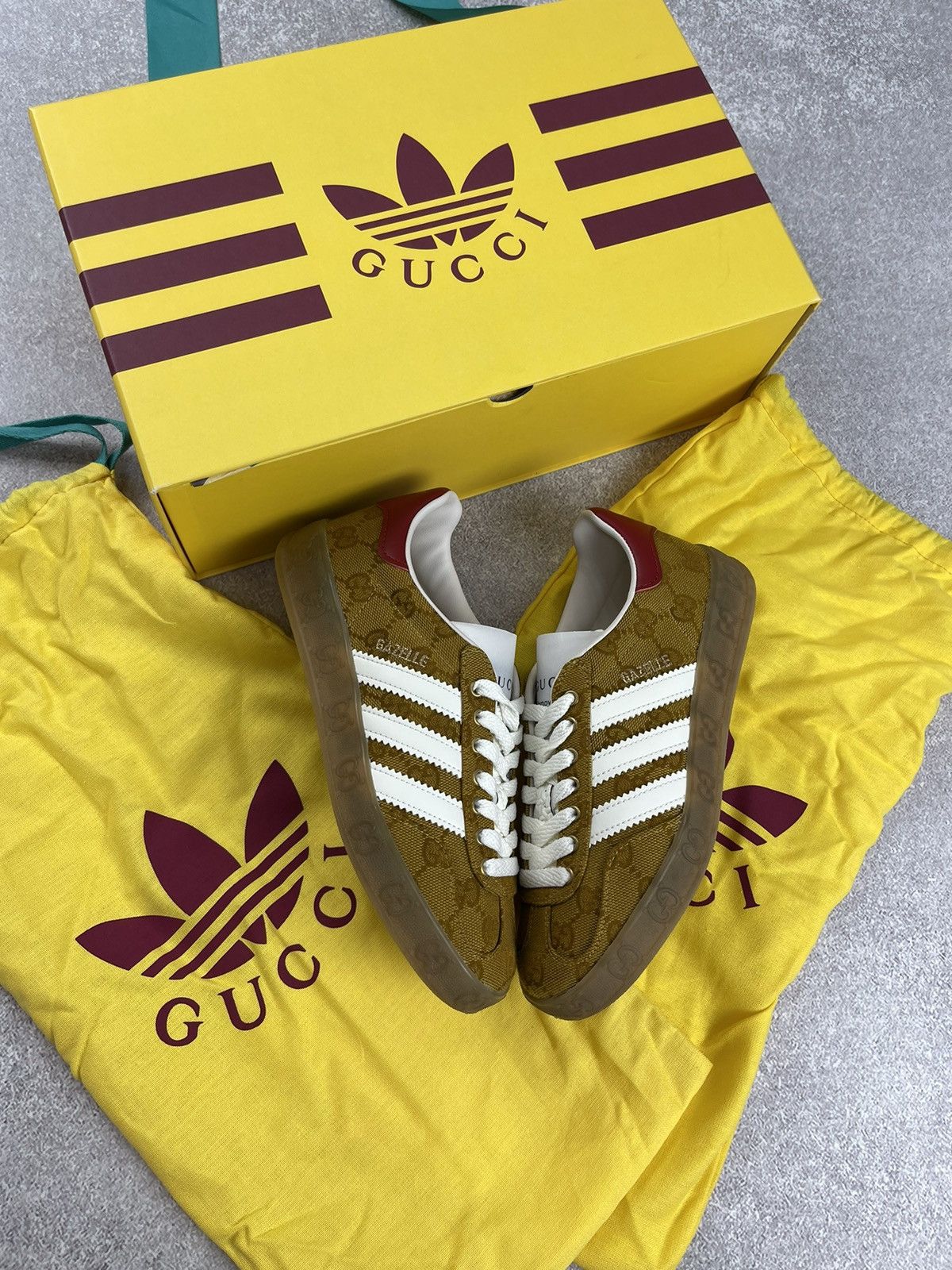 しゅう adidas ZX 8000 