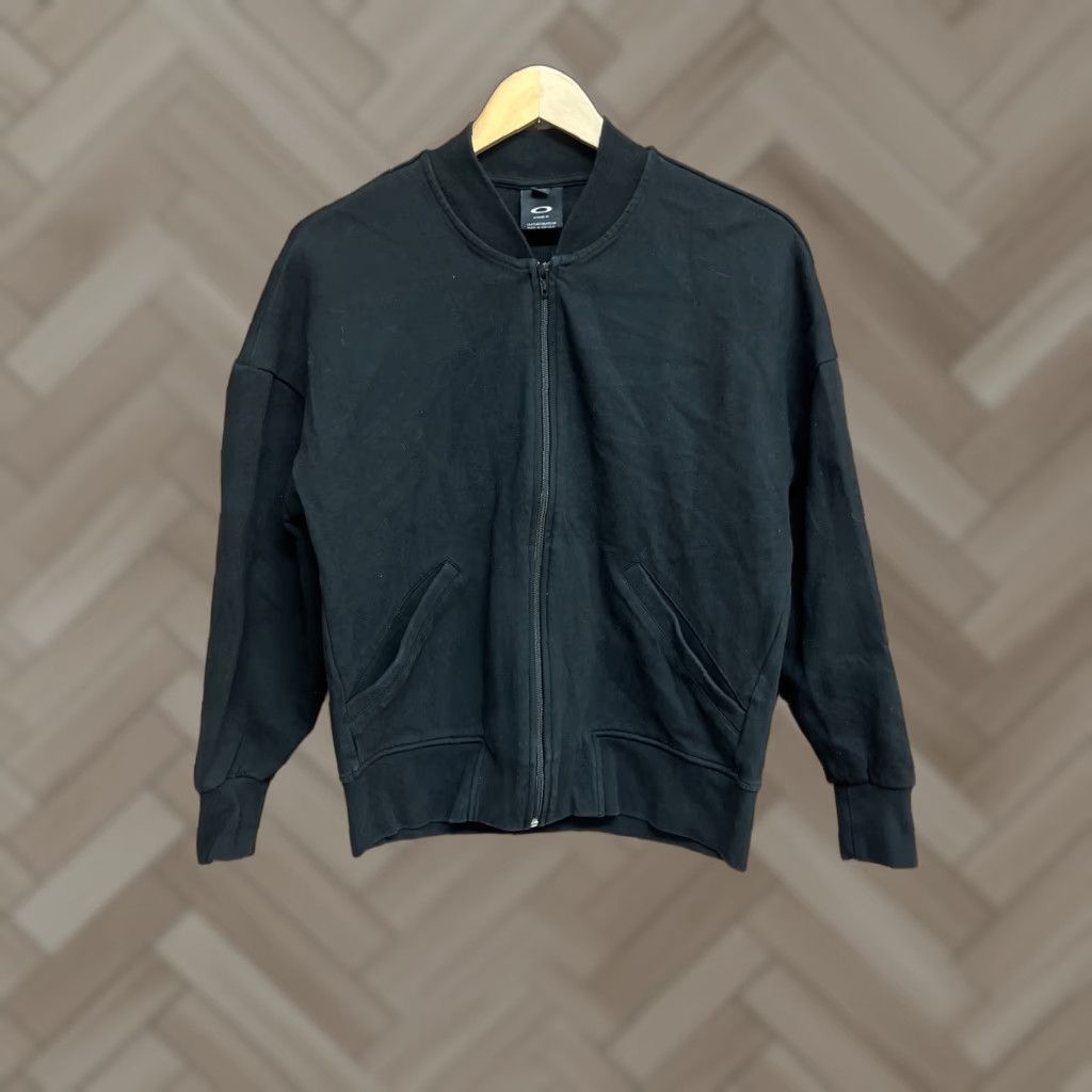 Oakley Oakley Jacket Size S Mens Black Full Zip Full Zip Basic Jacket Polyester Vietnam 90s not applicable Size US S / EU 44-46 / 1 - 1 Thumbnail
