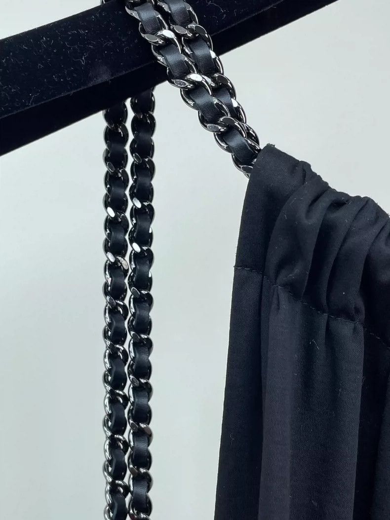 Chanel Chanel Black chain dress 2504-Nextarrow Size XS / US 0-2 / IT 36-38 - 3 Thumbnail