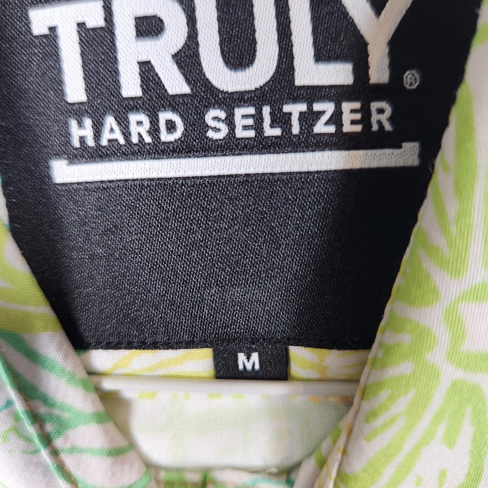 The Unbranded Brand Truly Hard Seltzer Hawaiian Tropical Shirt Size Medium Size US M / EU 48-50 / 2 - 6 Thumbnail