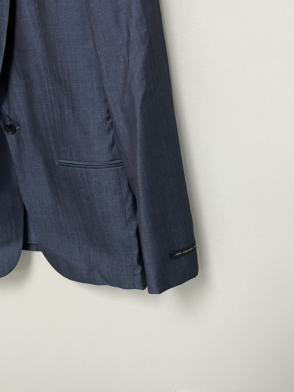 John Varvatos Blue suit. Pants and jacket. Medium Size 40R - 9 Thumbnail
