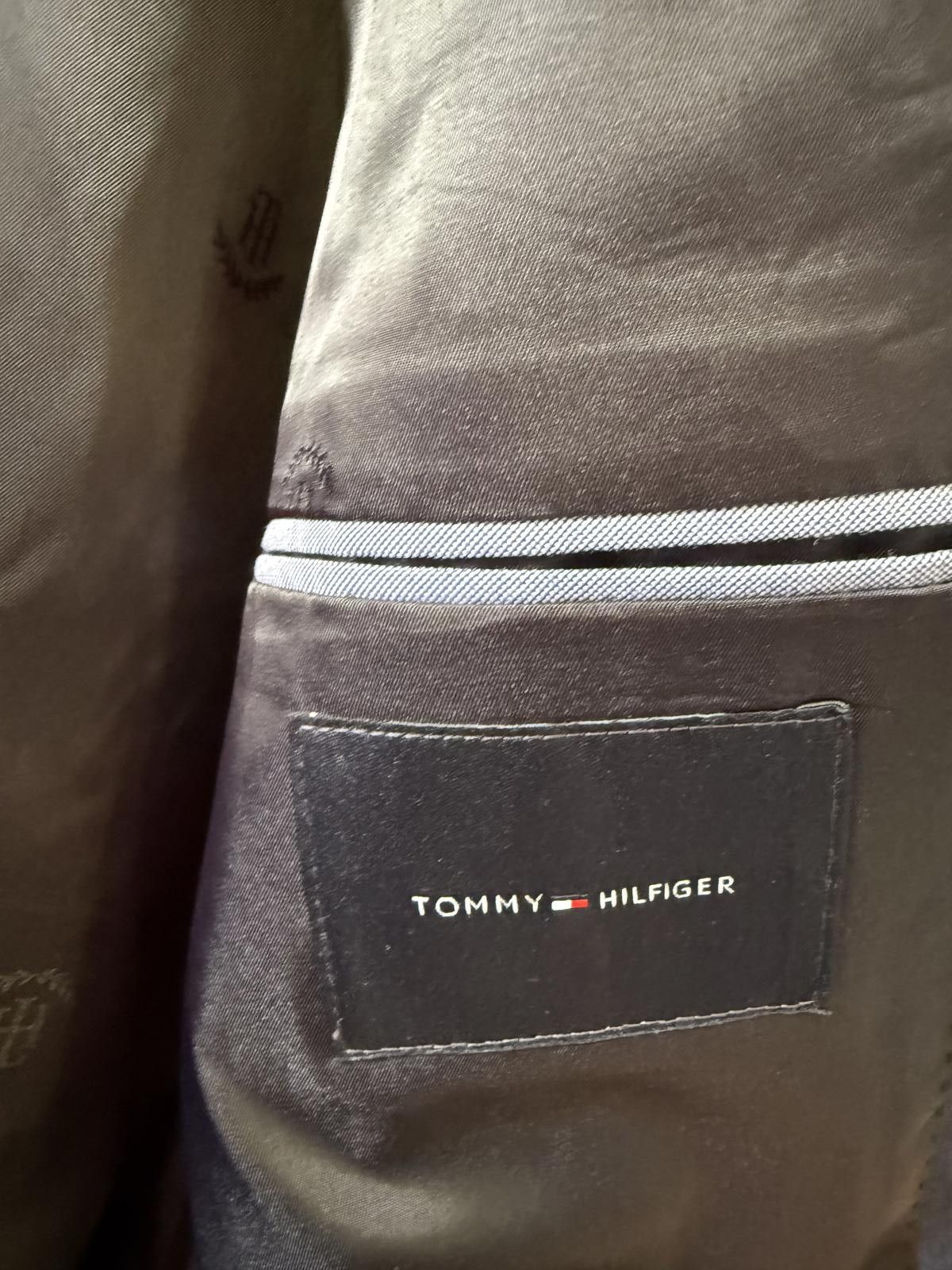 Tommy Hilfiger Tommy Hilfiger Men's Navy Blue Blazer Size 38L - 3 Thumbnail