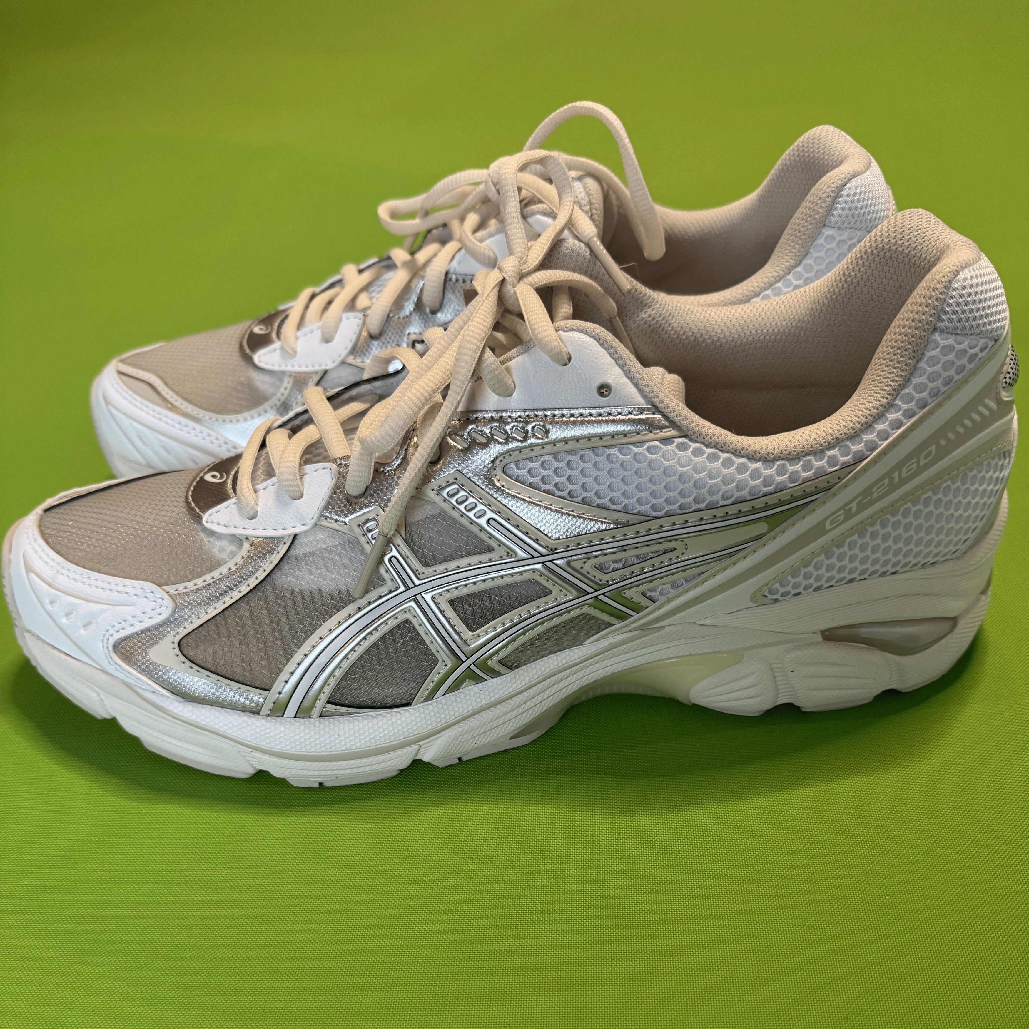 Asics ABOVE THE CLOUDS x GT-2160 Size US 11 / EU 44 - 3 Thumbnail