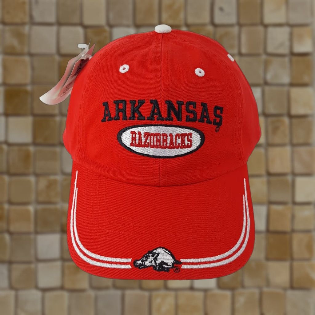 Vintage VINTAGE Arkansas Razorbacks Football Snapback Hat Baseball Cap Adult One Size Red Y2K College Sports USA University Mens Size ONE SIZE - 1 Thumbnail