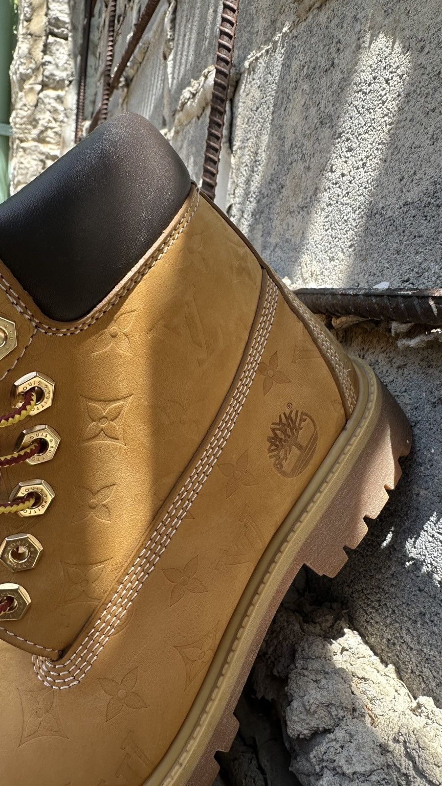 Louis Vuitton × Timberland Louis Vuitton x Timberland “Wheat” Boot Size US 8.5 / EU 41-42 - 6 Thumbnail