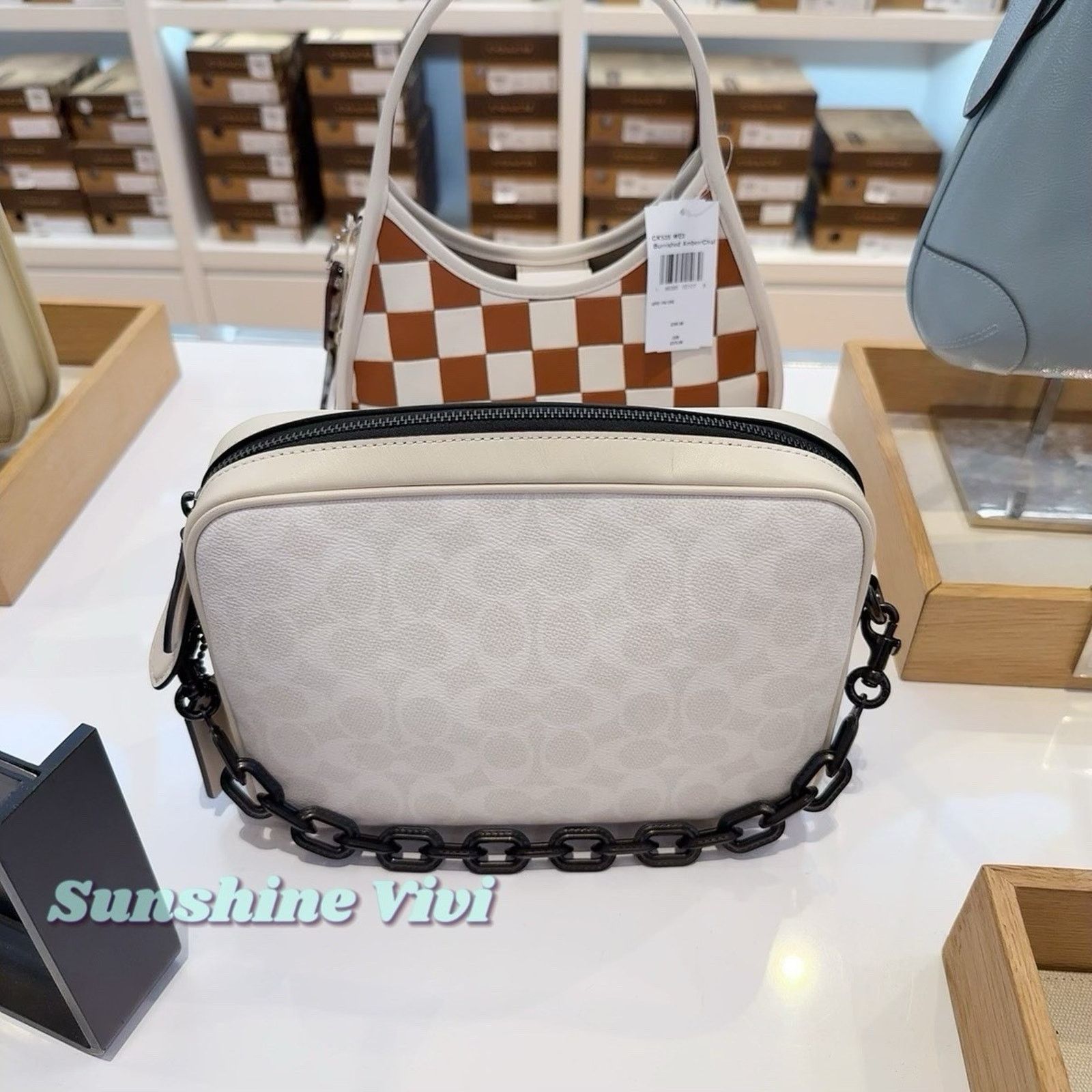 Coach NWT COACH CR712 Shoulder Bag Crossbody White /Black Size ONE SIZE - 3 Thumbnail